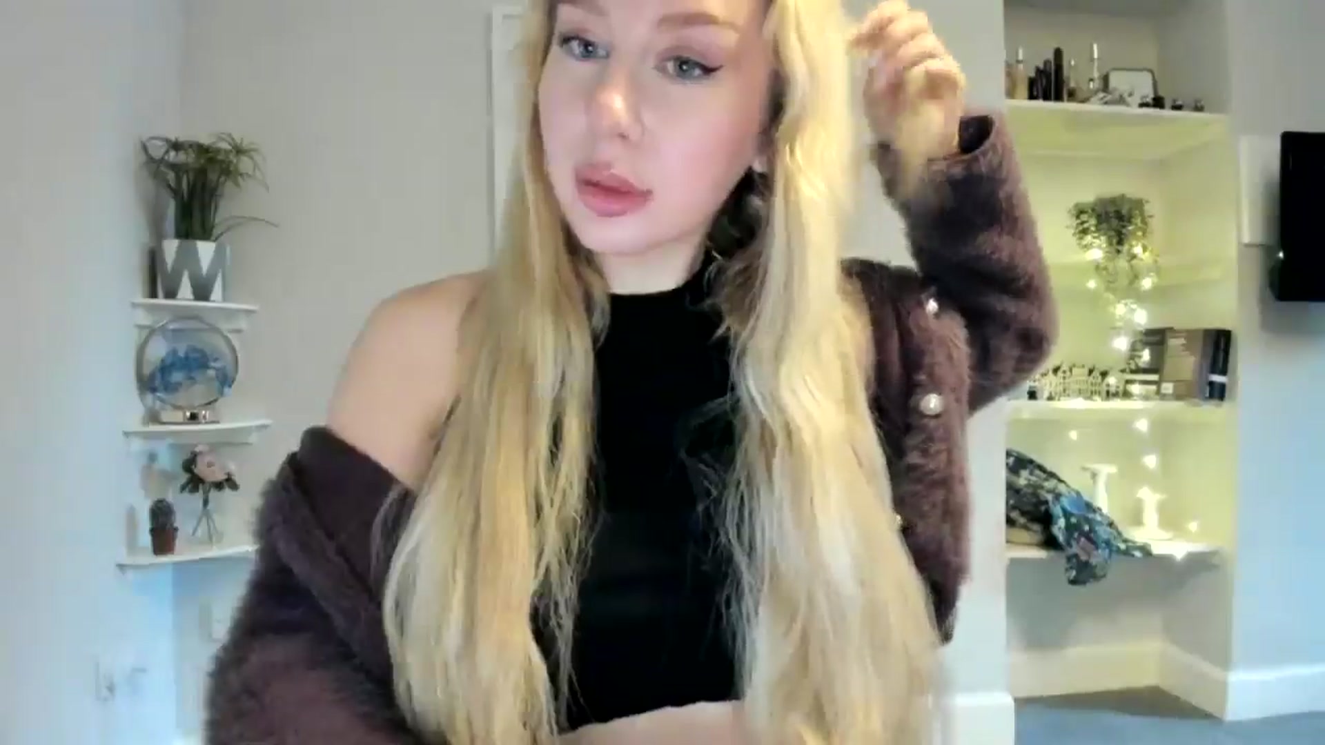 Gallery image thumbnail from British_Cutie's myfreecams stream on, 02/10/2026, 12:20 image 9 of 20