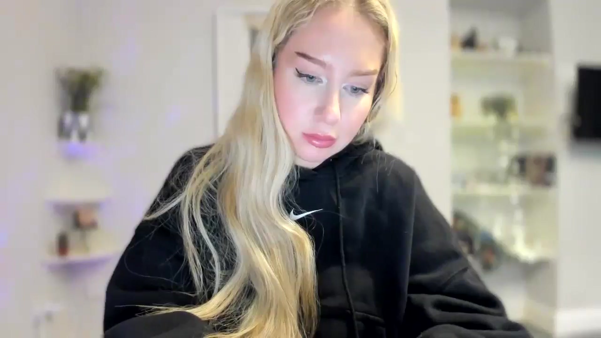 Gallery image thumbnail from British_Cutie's myfreecams stream on, 02/11/2026, 18:34 image 9 of 20