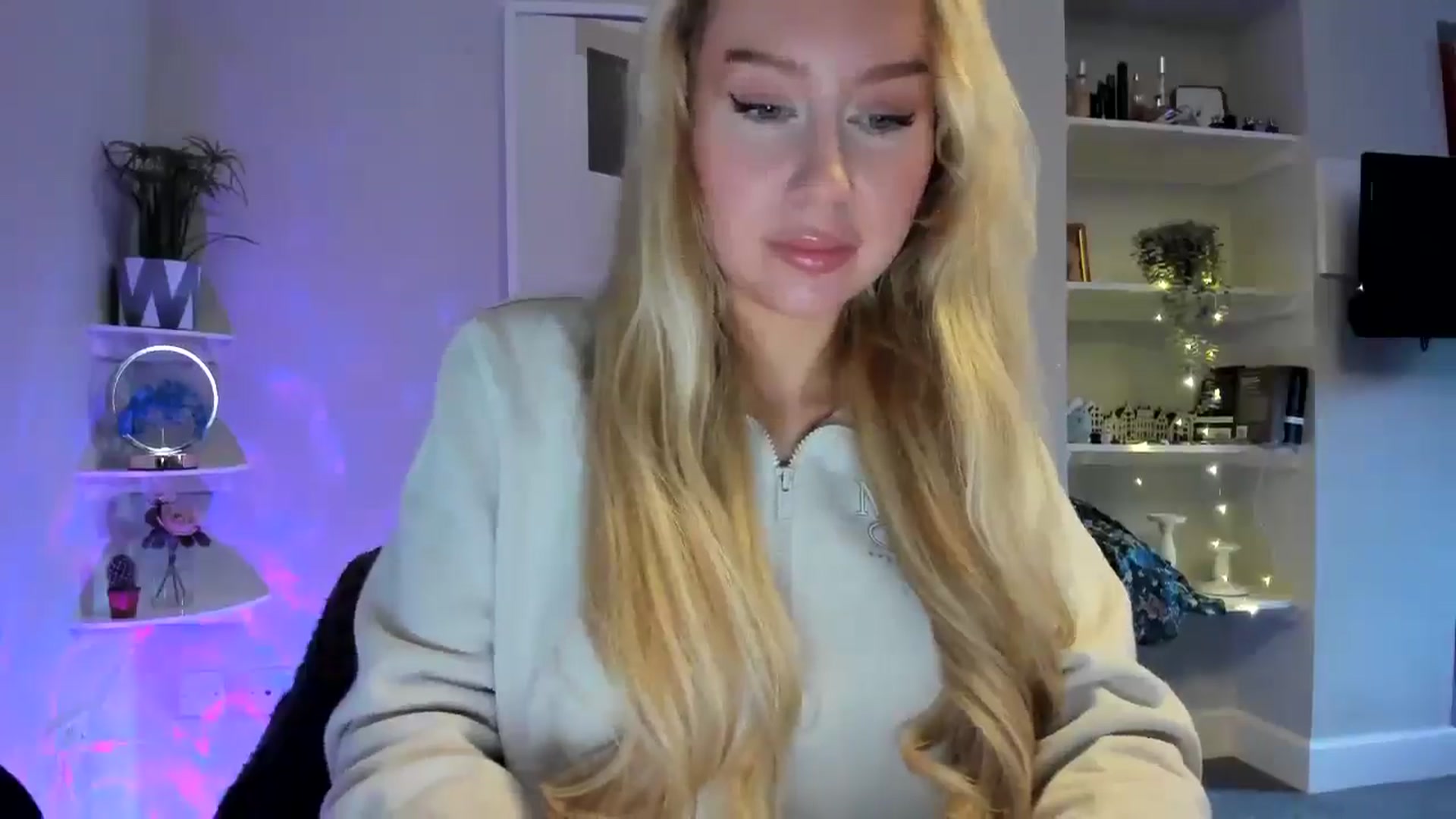 Gallery image thumbnail from British_Cutie's myfreecams stream on, 02/12/2026, 15:26 image 12 of 20
