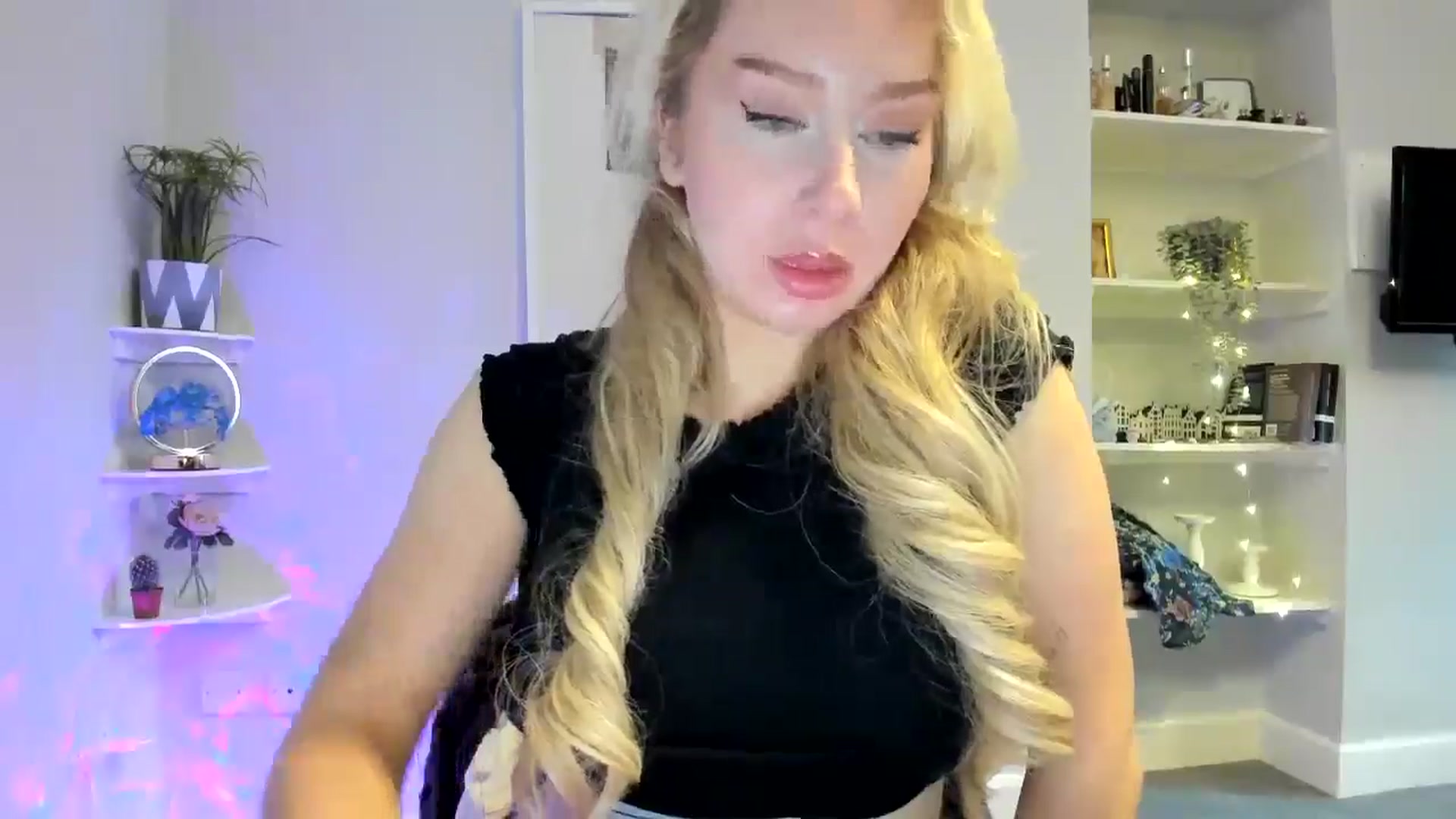 Gallery image thumbnail from British_Cutie's myfreecams stream on, 02/12/2026, 15:26 image 3 of 20