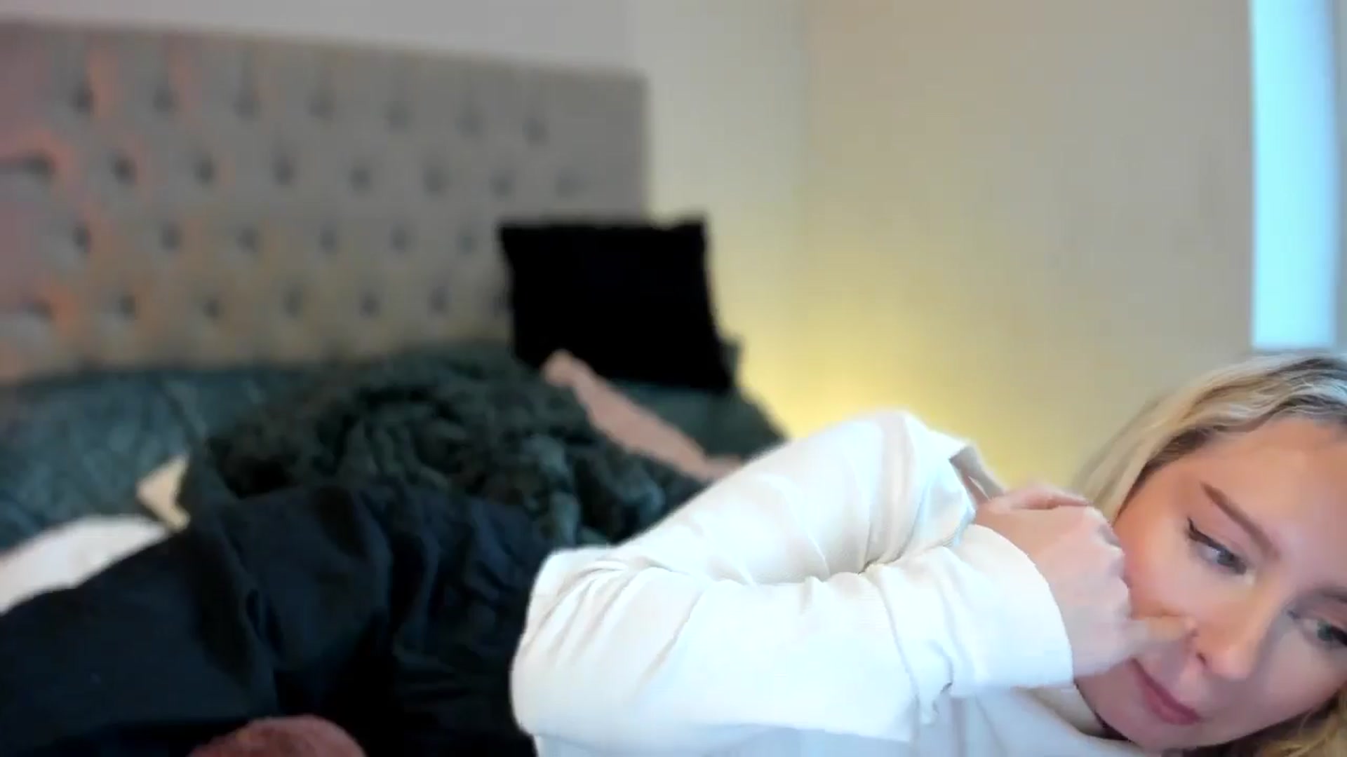 Gallery image thumbnail from British_Cutie's myfreecams stream on, 02/15/2026, 16:35 image 15 of 20