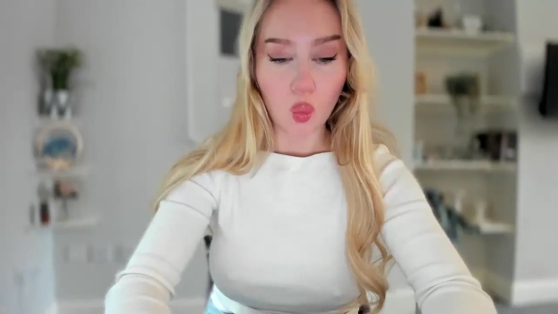 Gallery image thumbnail from British_Cutie's myfreecams stream on, 02/21/2026, 14:58 image 4 of 20