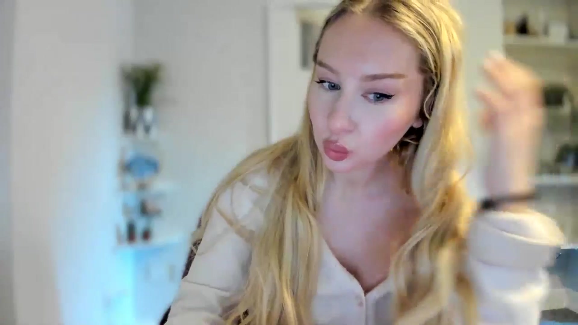 Gallery image thumbnail from British_Cutie's myfreecams stream on, 03/02/2026, 16:36 image 17 of 20