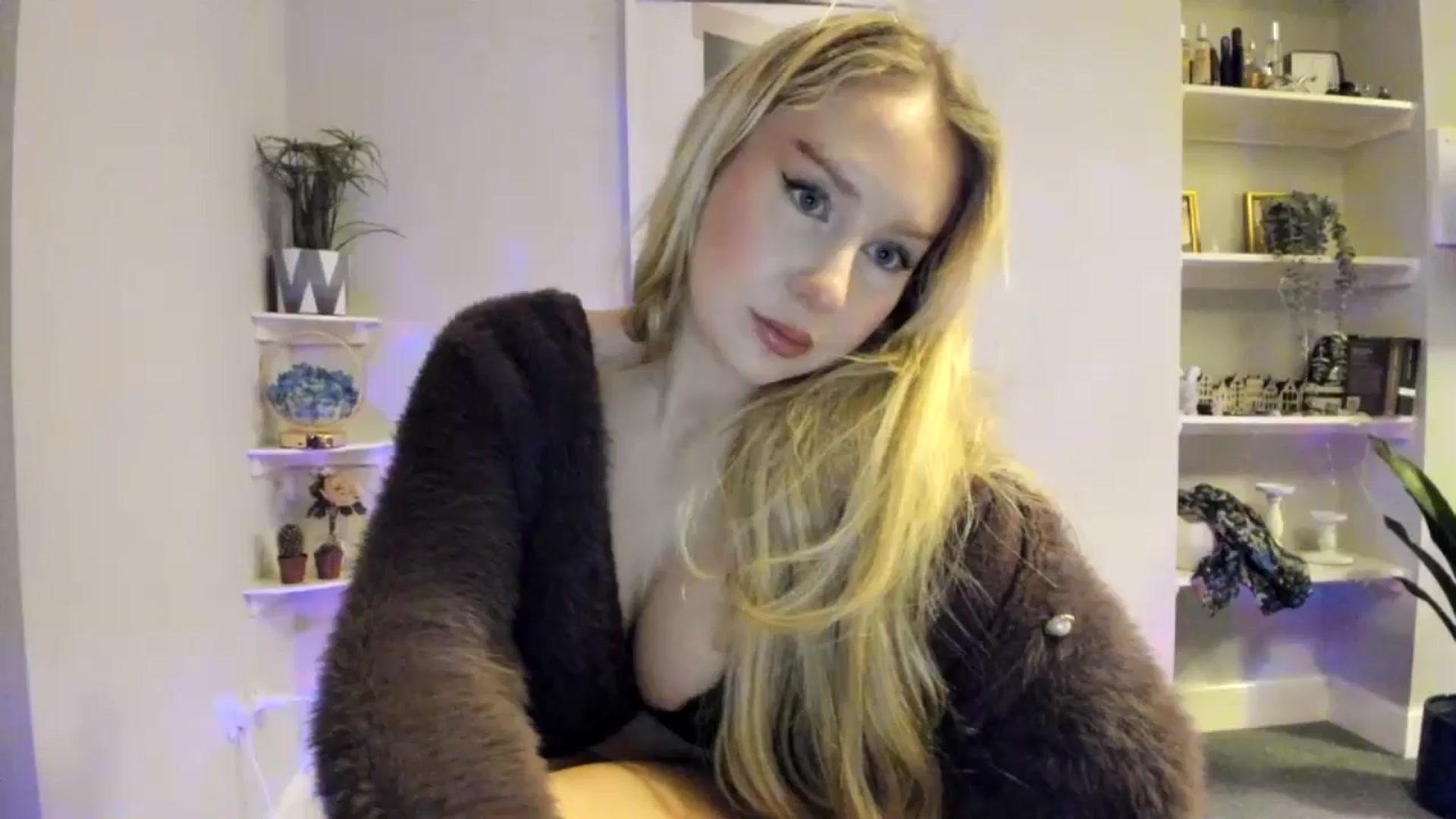 Gallery image thumbnail from British_Cutie's myfreecams stream on, 03/02/2026, 23:28 image 7 of 20