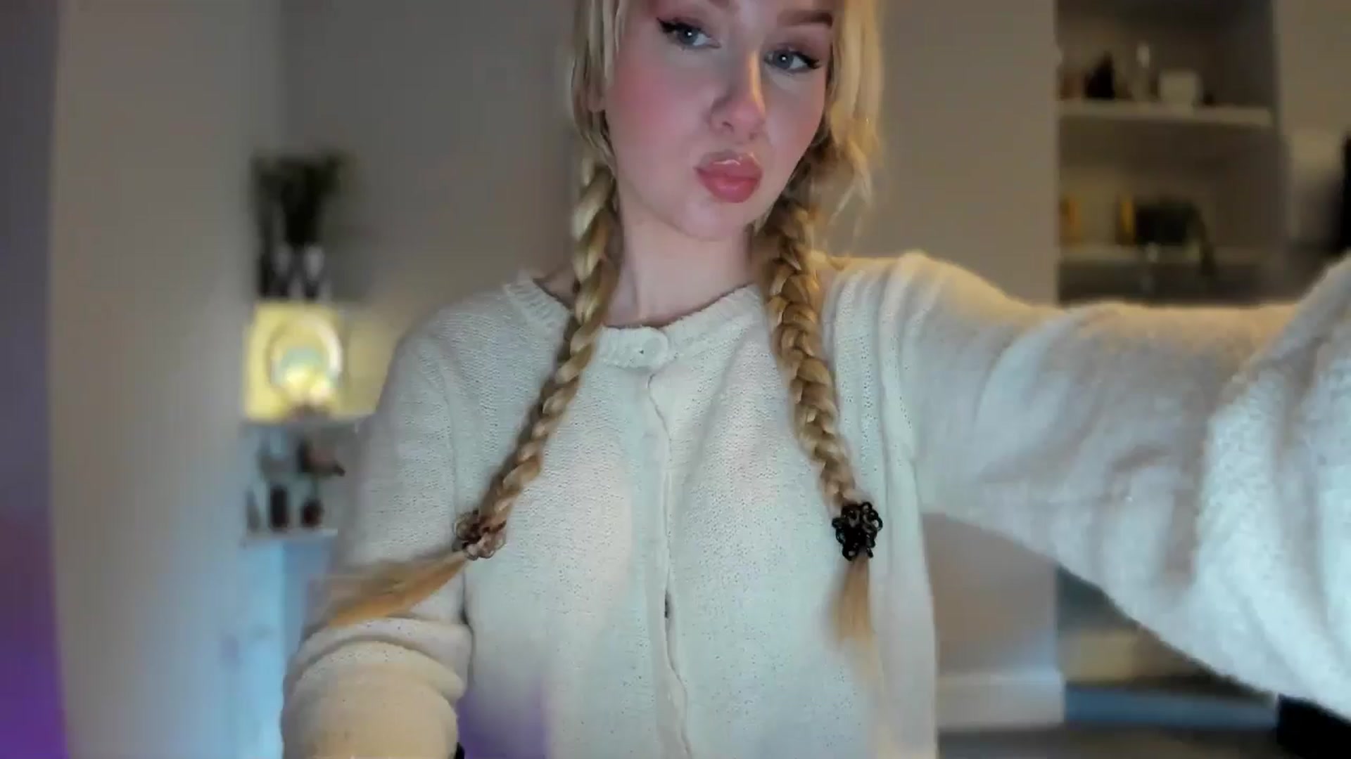 Gallery image thumbnail from British_Cutie's myfreecams stream on, 03/03/2026, 17:14 image 9 of 20