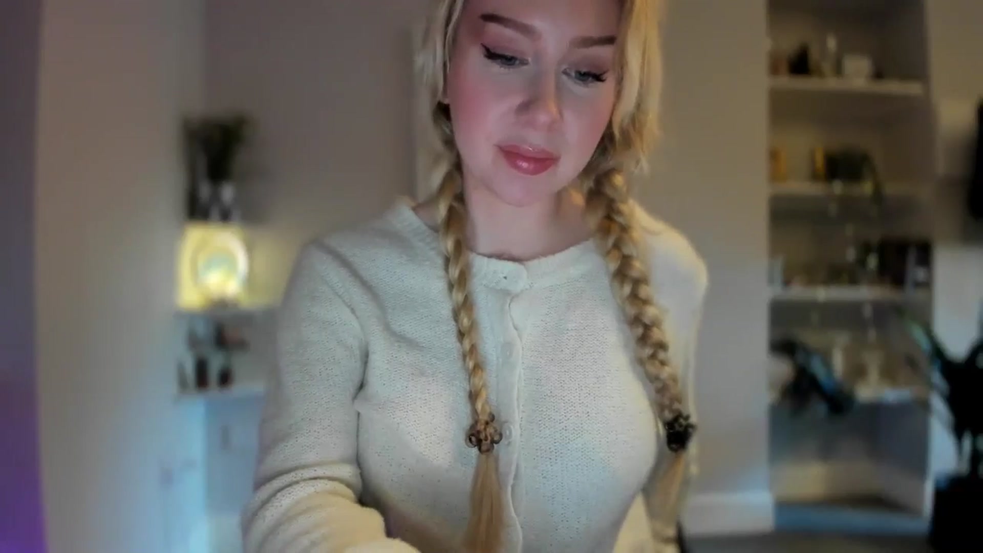 Gallery image thumbnail from British_Cutie's myfreecams stream on, 03/03/2026, 17:14 image 13 of 20