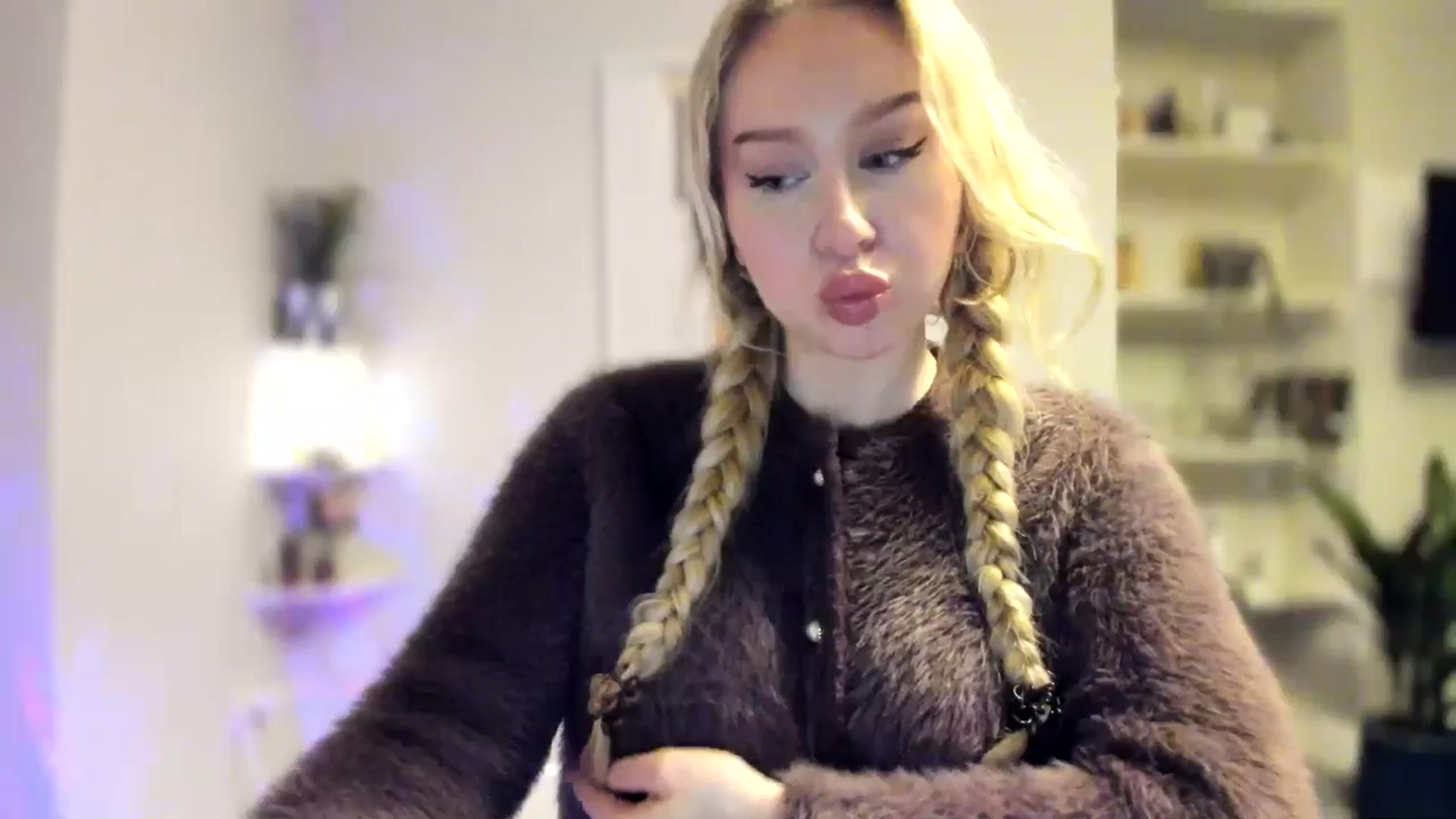 Gallery image thumbnail from British_Cutie's myfreecams stream on, 03/03/2026, 21:34 image 11 of 20