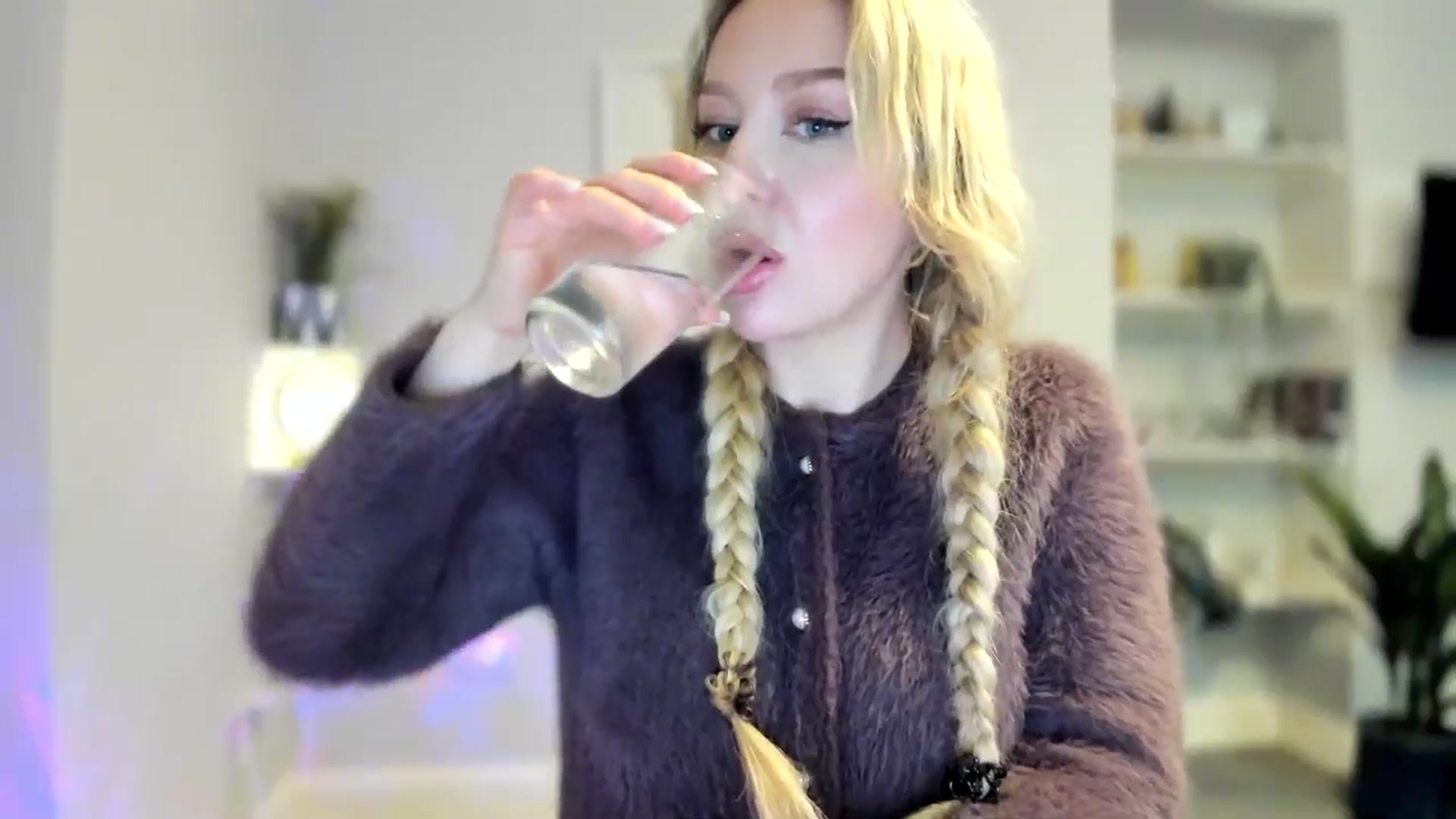 Gallery image thumbnail from British_Cutie's myfreecams stream on, 03/03/2026, 21:34 image 3 of 20