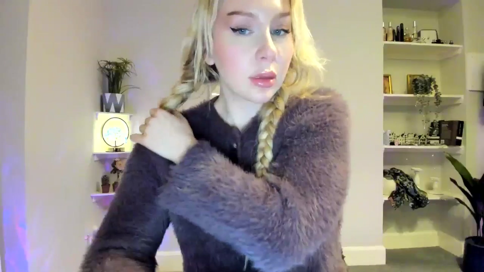 Gallery image thumbnail from British_Cutie's myfreecams stream on, 03/03/2026, 21:34 image 17 of 20