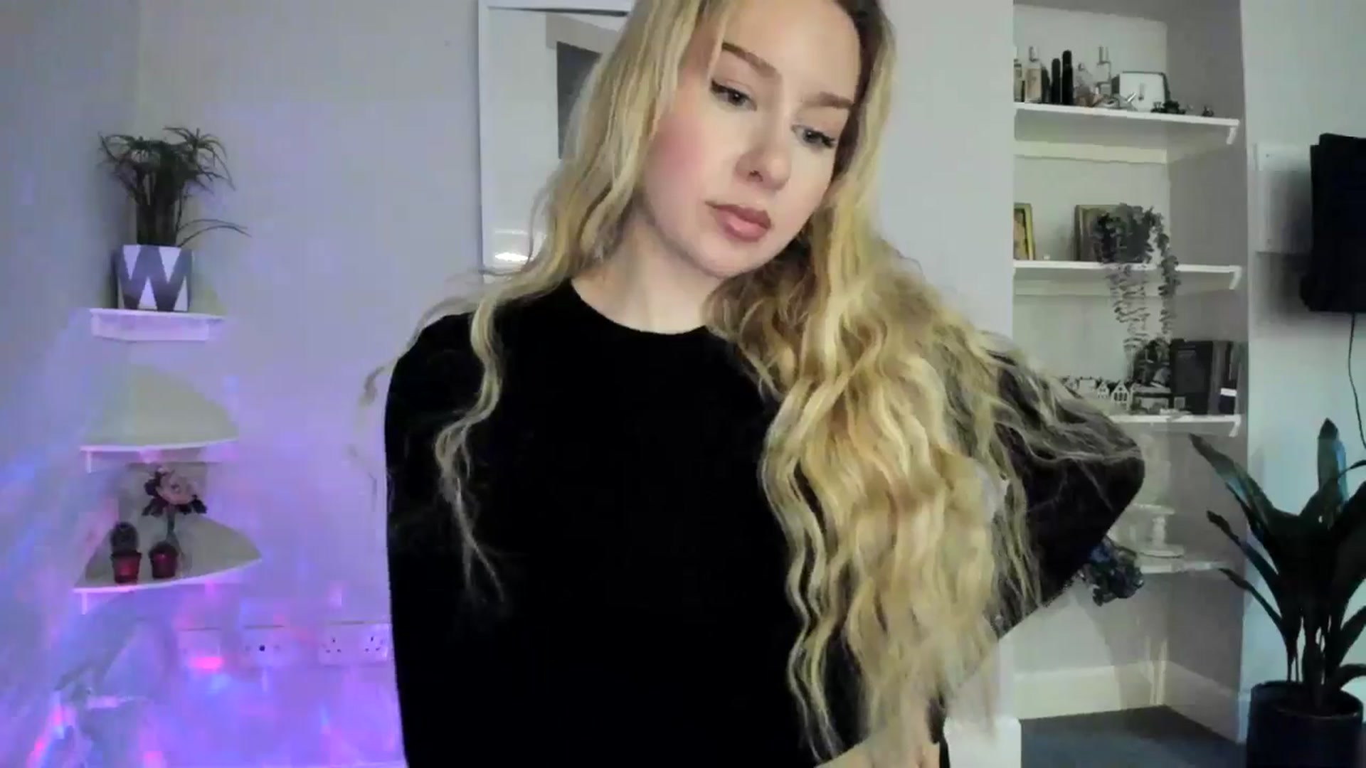 Gallery image thumbnail from British_Cutie's myfreecams stream on, 03/04/2026, 18:04 image 17 of 20