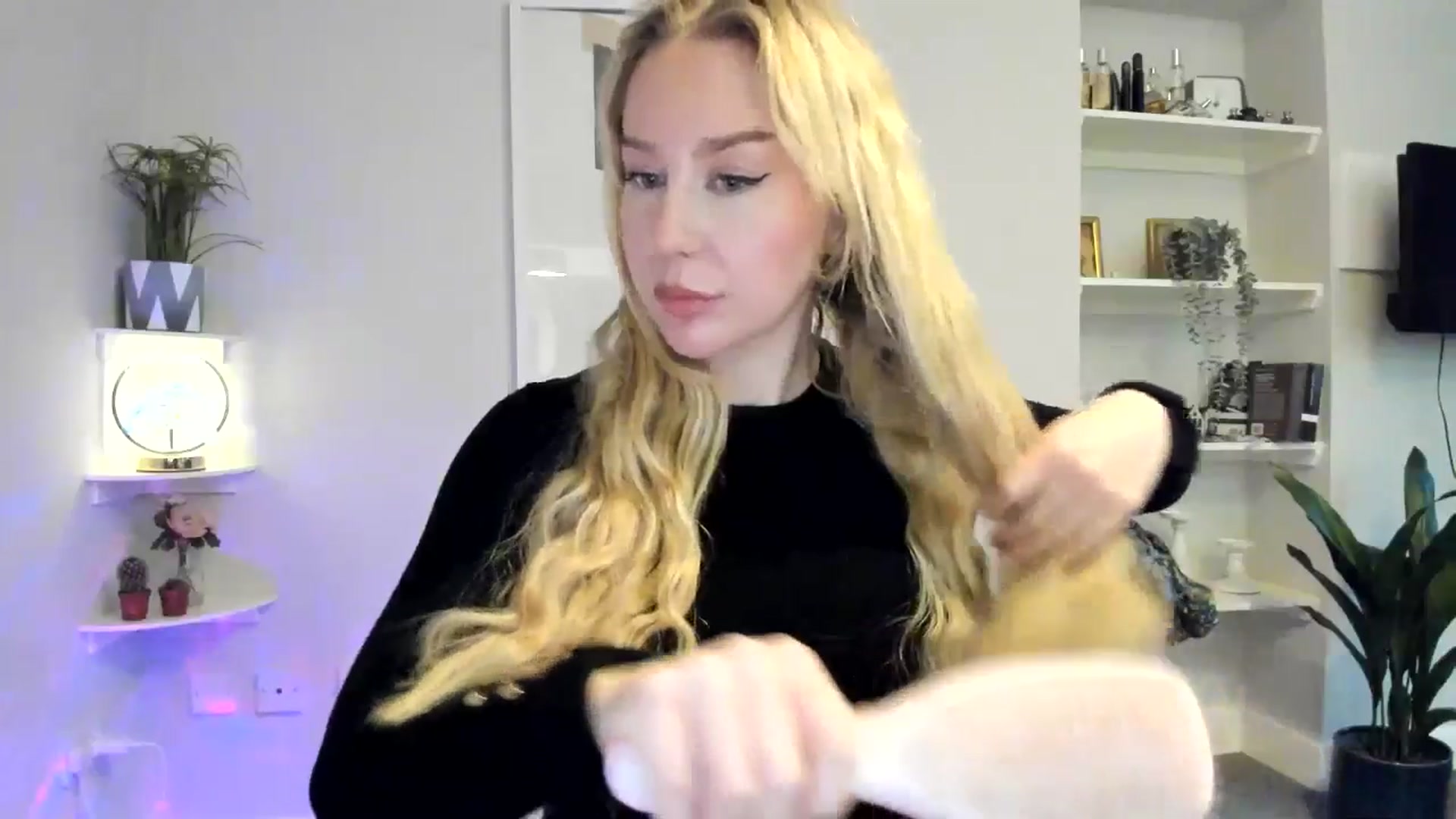 Gallery image thumbnail from British_Cutie's myfreecams stream on, 03/04/2026, 18:04 image 20 of 20