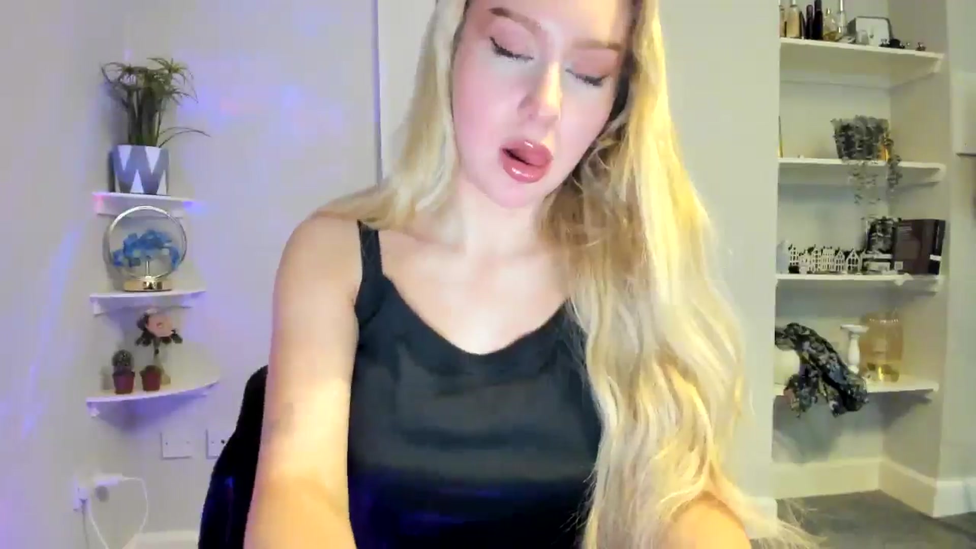 Gallery image thumbnail from British_Cutie's myfreecams stream on, 03/07/2026, 20:15 image 7 of 20