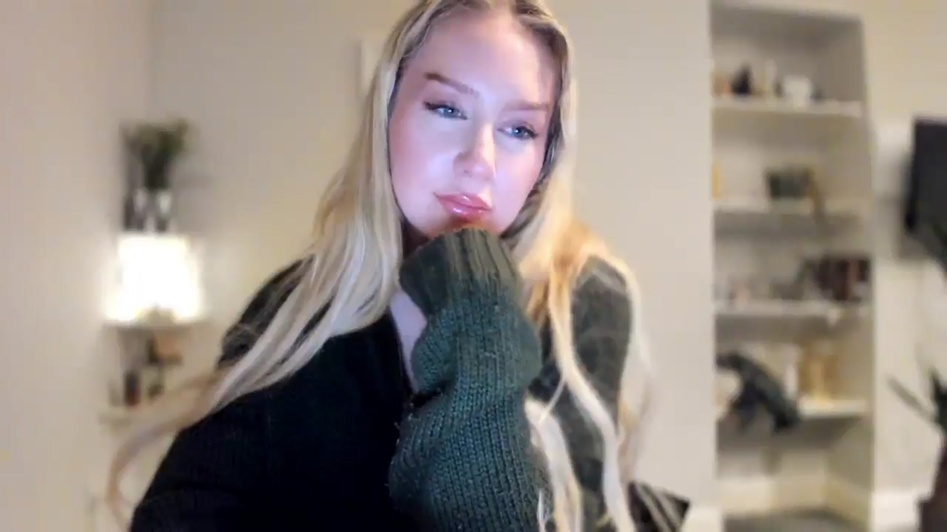 Gallery image thumbnail from British_Cutie's myfreecams stream on, 03/08/2026, 19:58 image 15 of 20