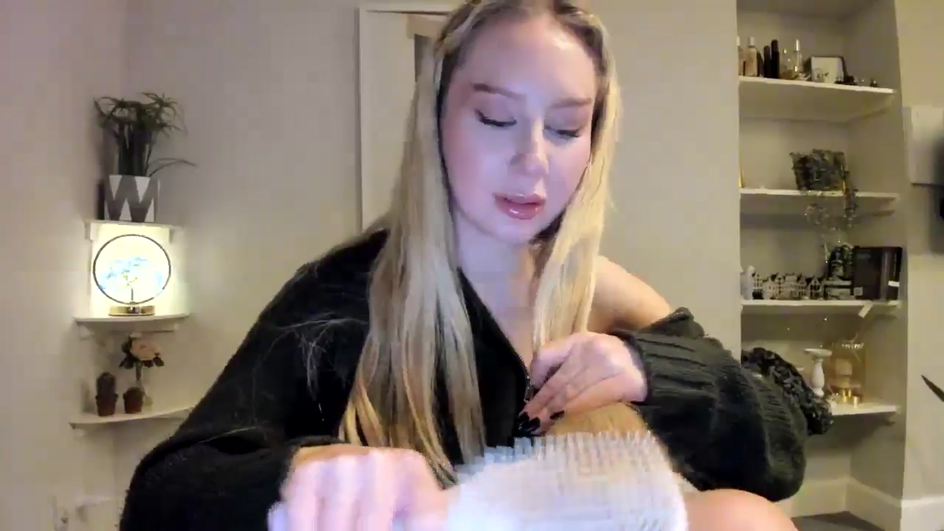 Gallery image thumbnail from British_Cutie's myfreecams stream on, 03/08/2026, 21:24 image 17 of 20
