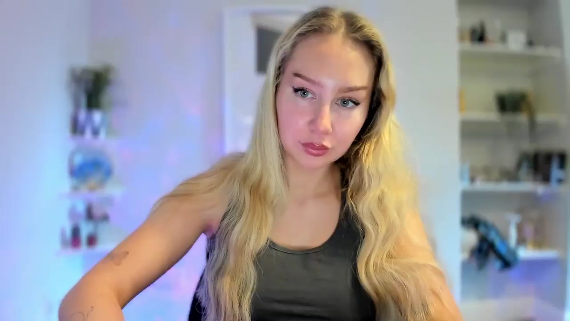 Gallery image thumbnail from British_Cutie's myfreecams stream on, 03/11/2026, 15:18 image 1 of 20
