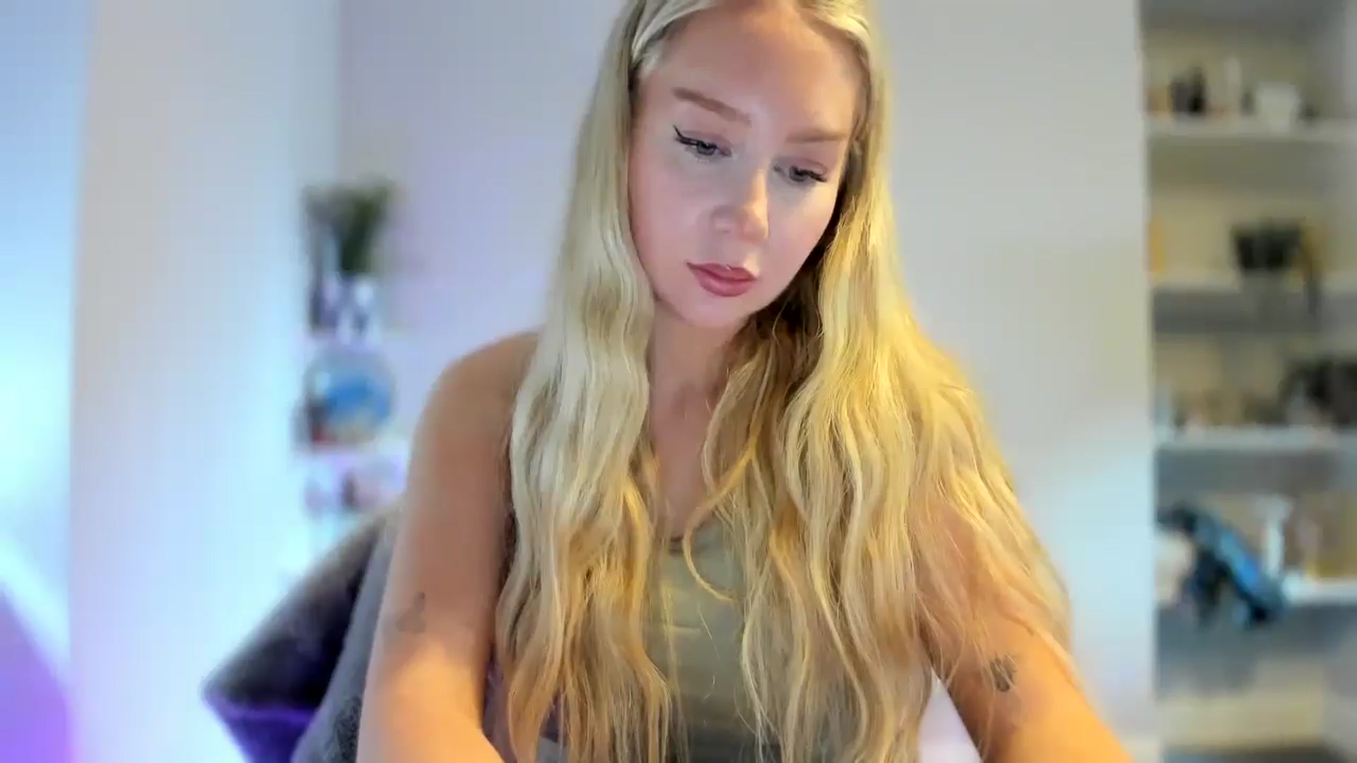 Gallery image thumbnail from British_Cutie's myfreecams stream on, 03/18/2026, 11:43 image 20 of 20