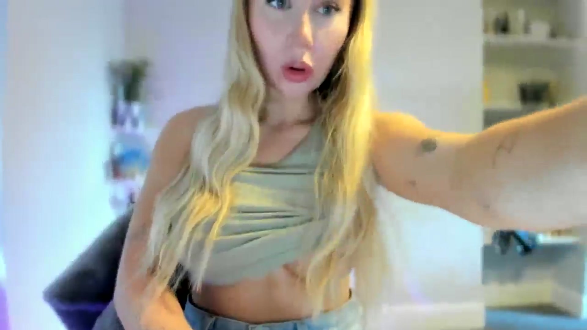 Gallery image thumbnail from British_Cutie's myfreecams stream on, 03/18/2026, 11:43 image 18 of 20