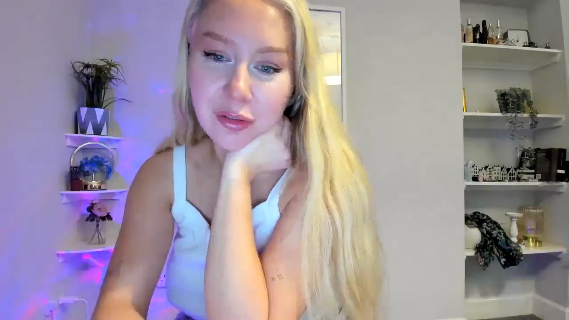 Gallery image thumbnail from British_Cutie's myfreecams stream on, 03/18/2026, 18:46 image 3 of 20