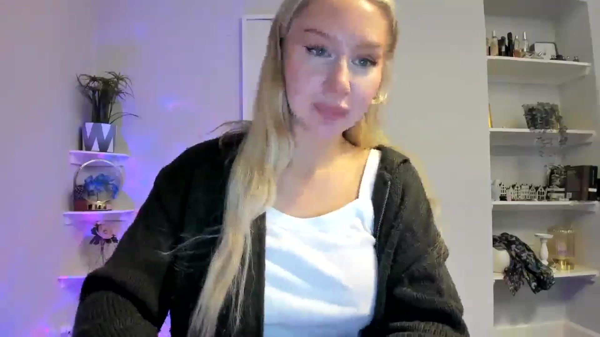 Gallery image thumbnail from British_Cutie's myfreecams stream on, 03/18/2026, 19:38 image 4 of 20