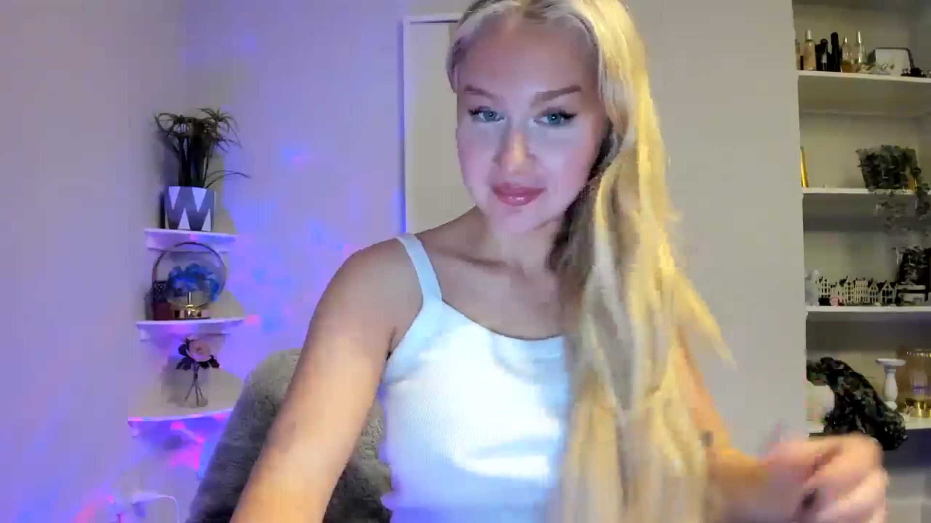 Gallery image thumbnail from British_Cutie's myfreecams stream on, 03/18/2026, 20:36 image 2 of 20