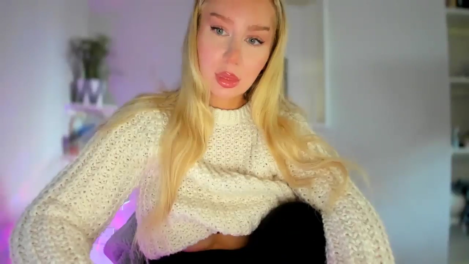 Gallery image thumbnail from British_Cutie's myfreecams stream on, 03/19/2026, 11:43 image 2 of 20