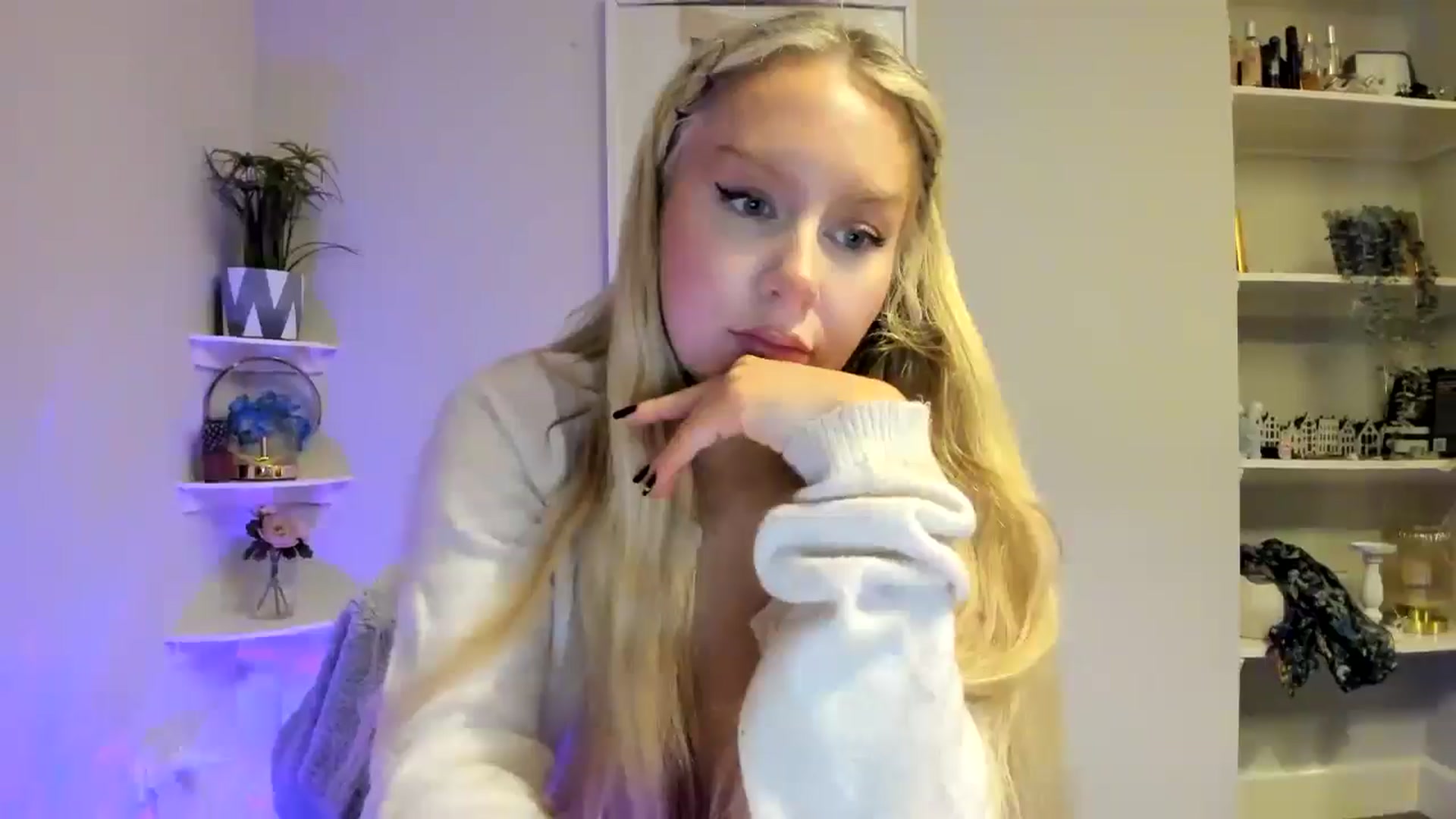 Gallery image thumbnail from British_Cutie's myfreecams stream on, 03/19/2026, 21:53 image 11 of 20
