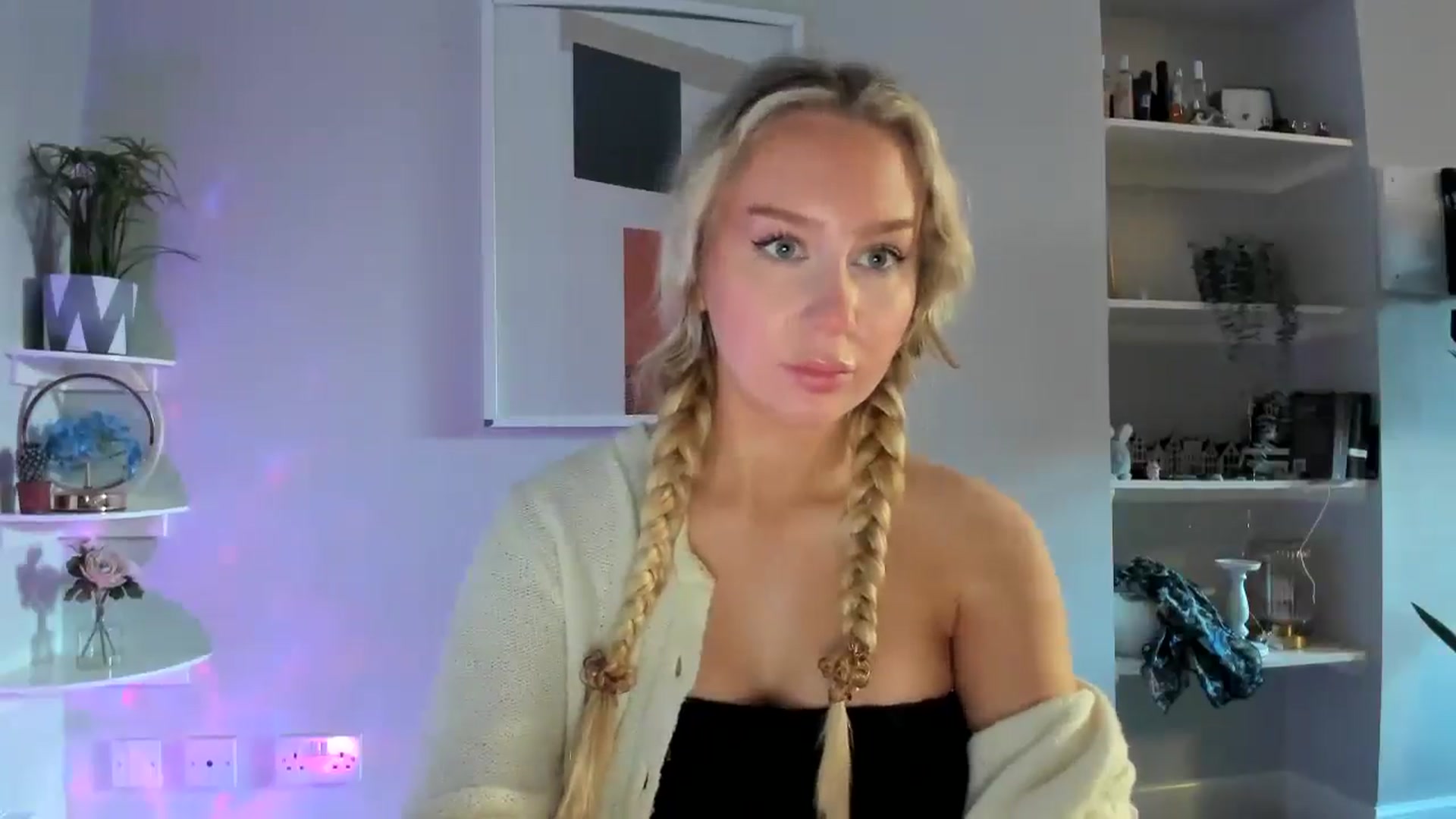 Gallery image thumbnail from British_Cutie's myfreecams stream on, 03/20/2026, 13:05 image 15 of 20