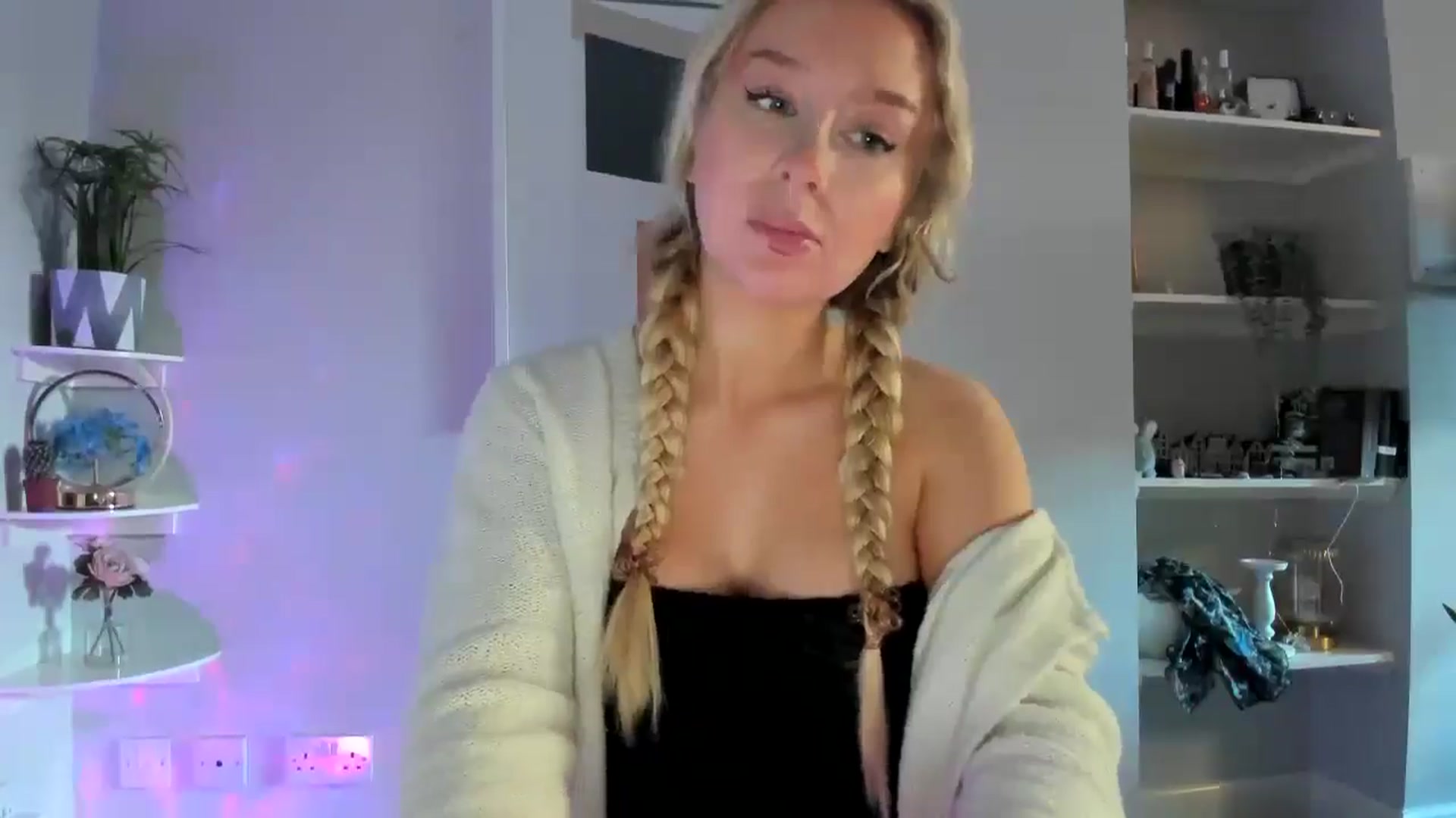 Gallery image thumbnail from British_Cutie's myfreecams stream on, 03/20/2026, 13:05 image 4 of 20