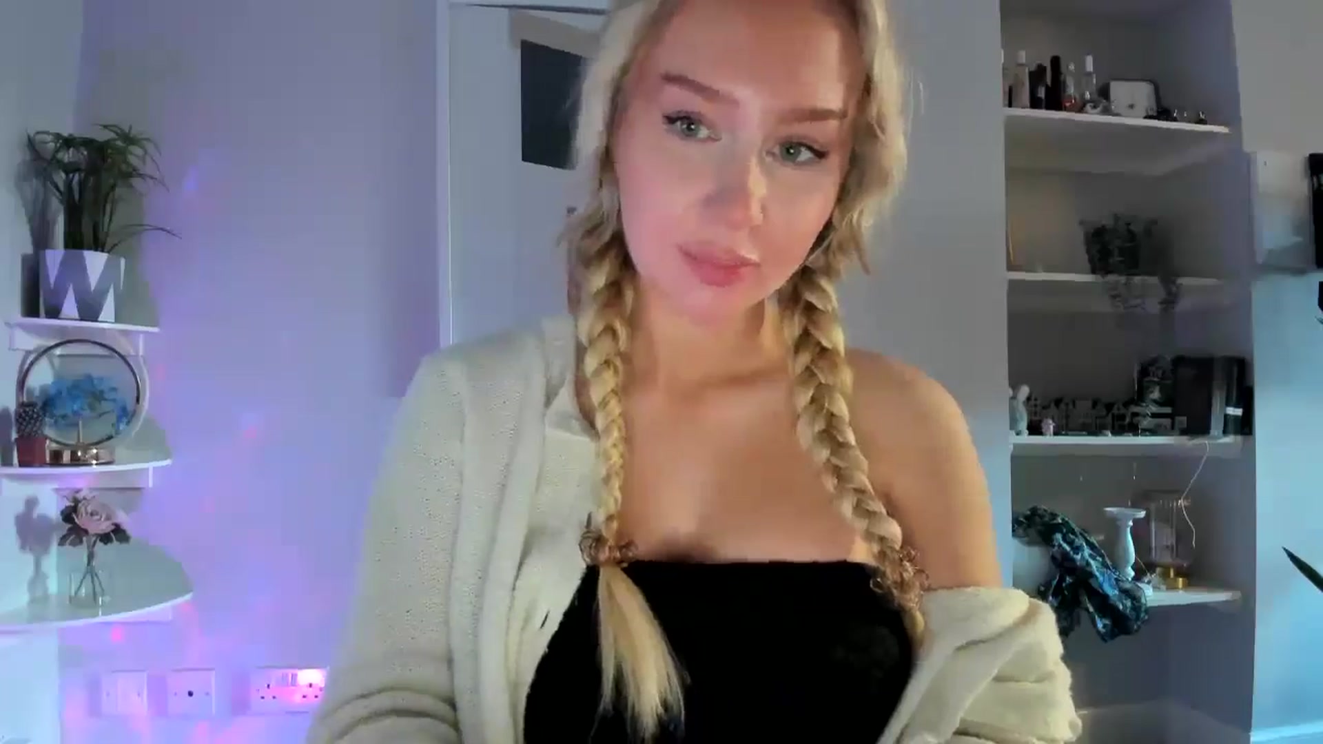 Gallery image thumbnail from British_Cutie's myfreecams stream on, 03/20/2026, 13:05 image 13 of 20