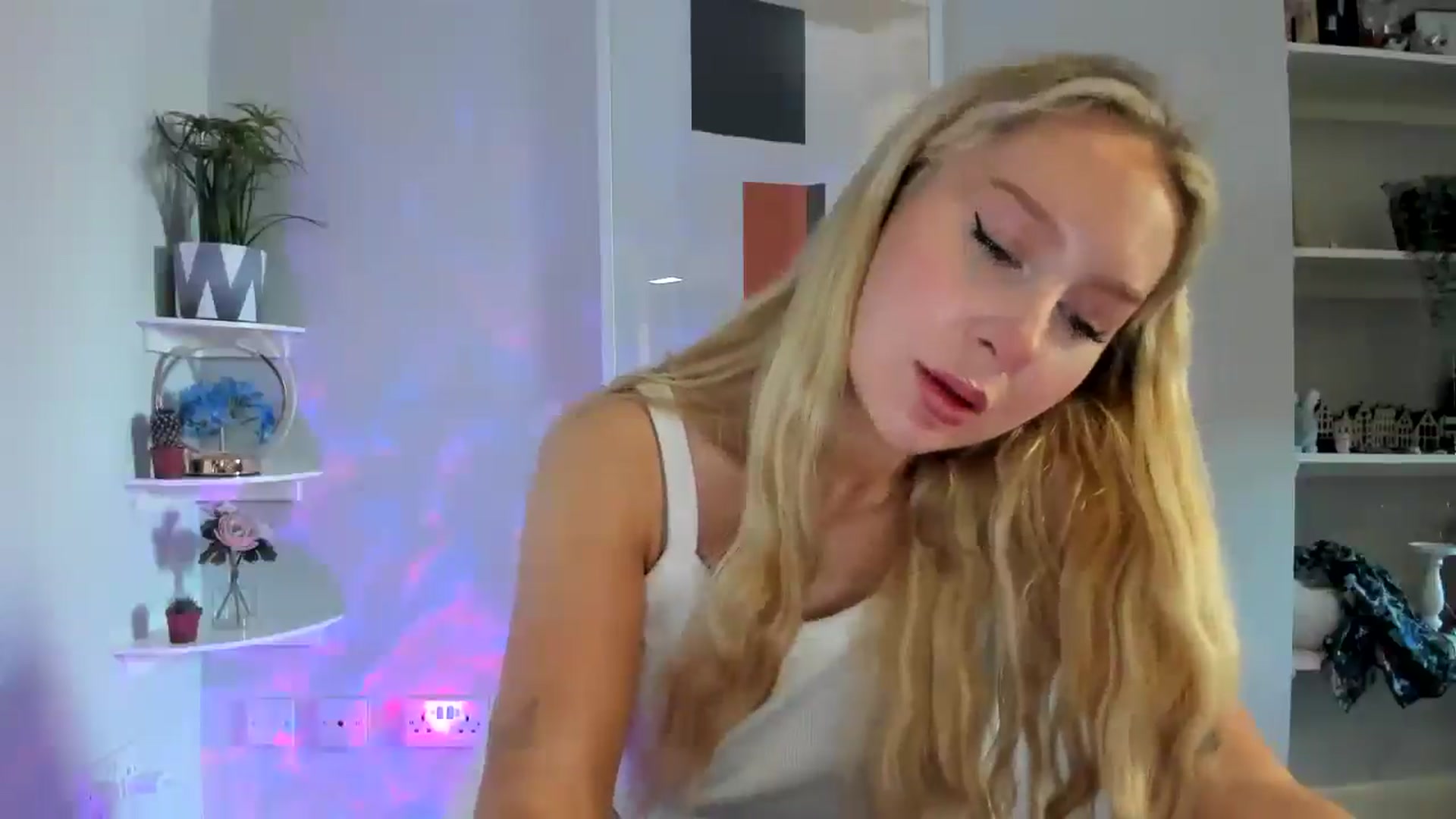Gallery image thumbnail from British_Cutie's myfreecams stream on, 03/21/2026, 15:43 image 2 of 20