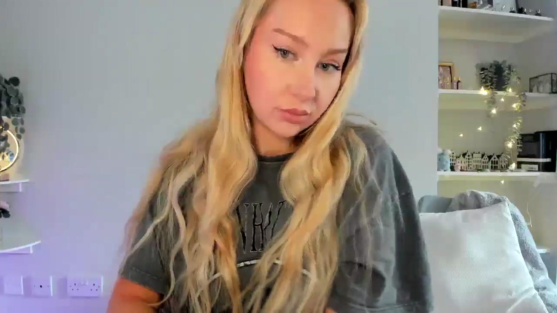 Gallery image thumbnail from British_Cutie's myfreecams stream on, 04/21/2026, 10:30 image 6 of 20