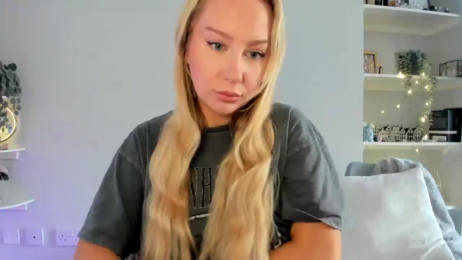 Gallery image thumbnail from British_Cutie's myfreecams stream on, 04/21/2026, 10:30 image 7 of 20