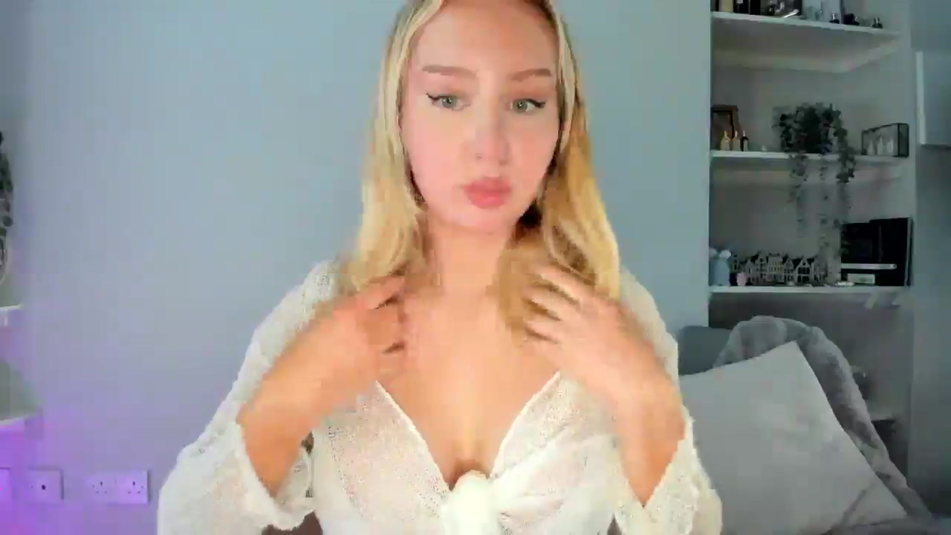 Gallery image thumbnail from British_Cutie's myfreecams stream on, 04/21/2026, 15:04 image 10 of 20