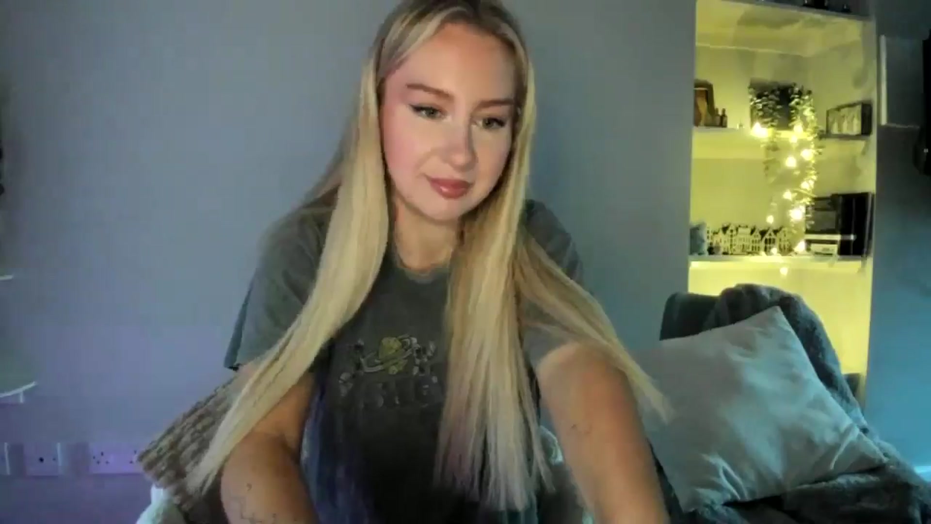 Gallery image thumbnail from British_Cutie's myfreecams stream on, 04/22/2026, 20:02 image 13 of 20