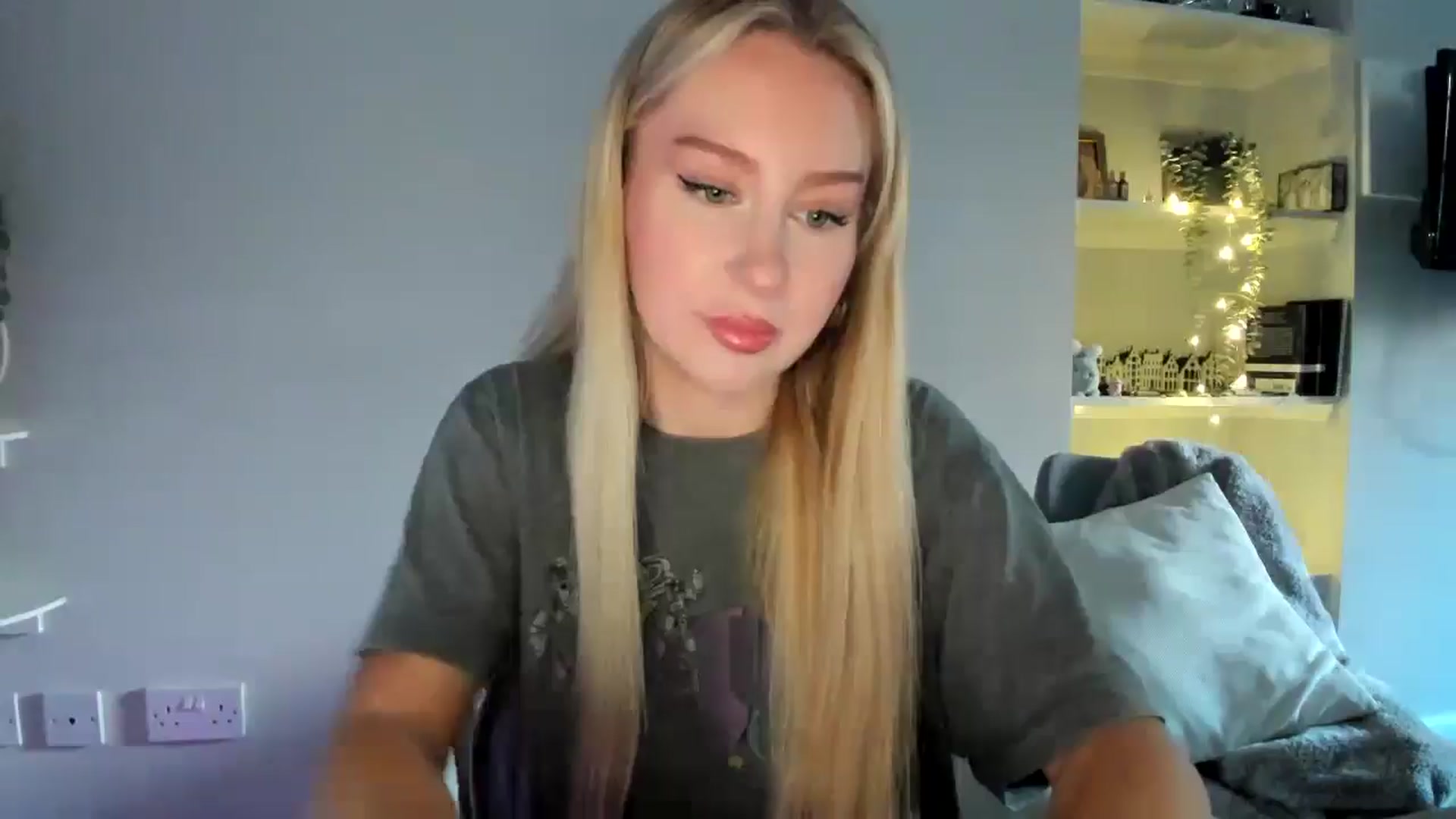Gallery image thumbnail from British_Cutie's myfreecams stream on, 04/22/2026, 20:02 image 1 of 20