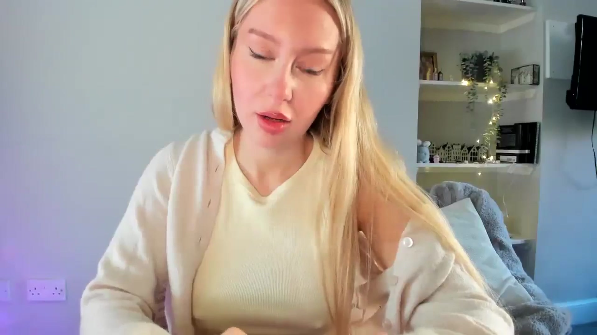 Gallery image thumbnail from British_Cutie's myfreecams stream on, 04/23/2026, 15:13 image 10 of 20