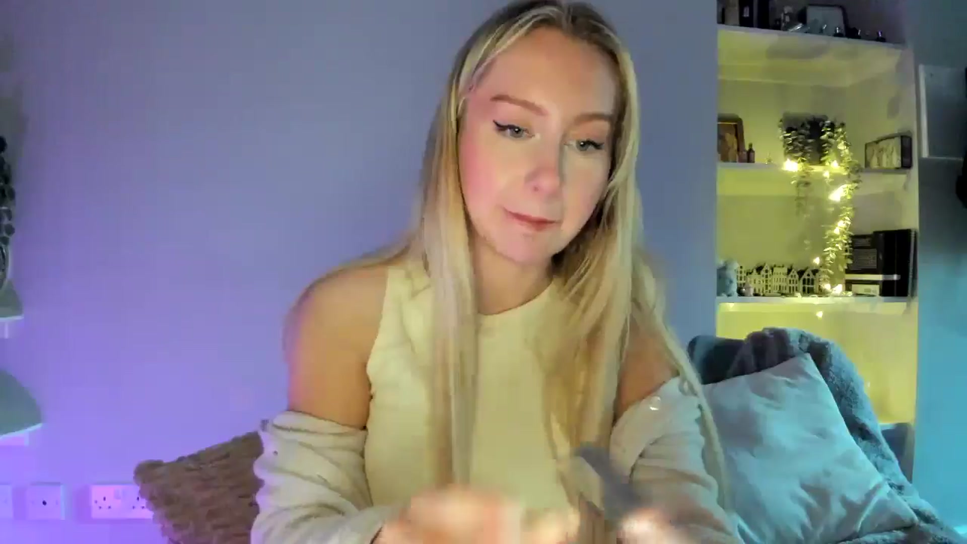 Gallery image thumbnail from British_Cutie's myfreecams stream on, 04/23/2026, 19:40 image 3 of 20