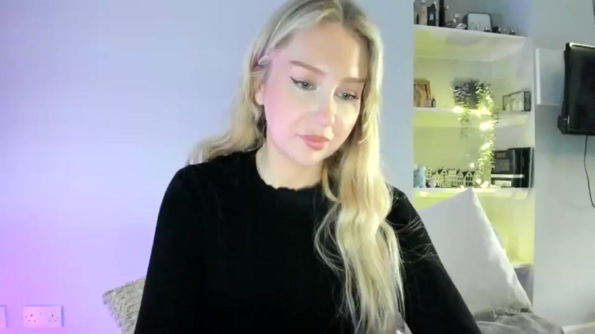 Gallery image thumbnail from British_Cutie's myfreecams stream on, 04/25/2026, 16:33 image 3 of 20