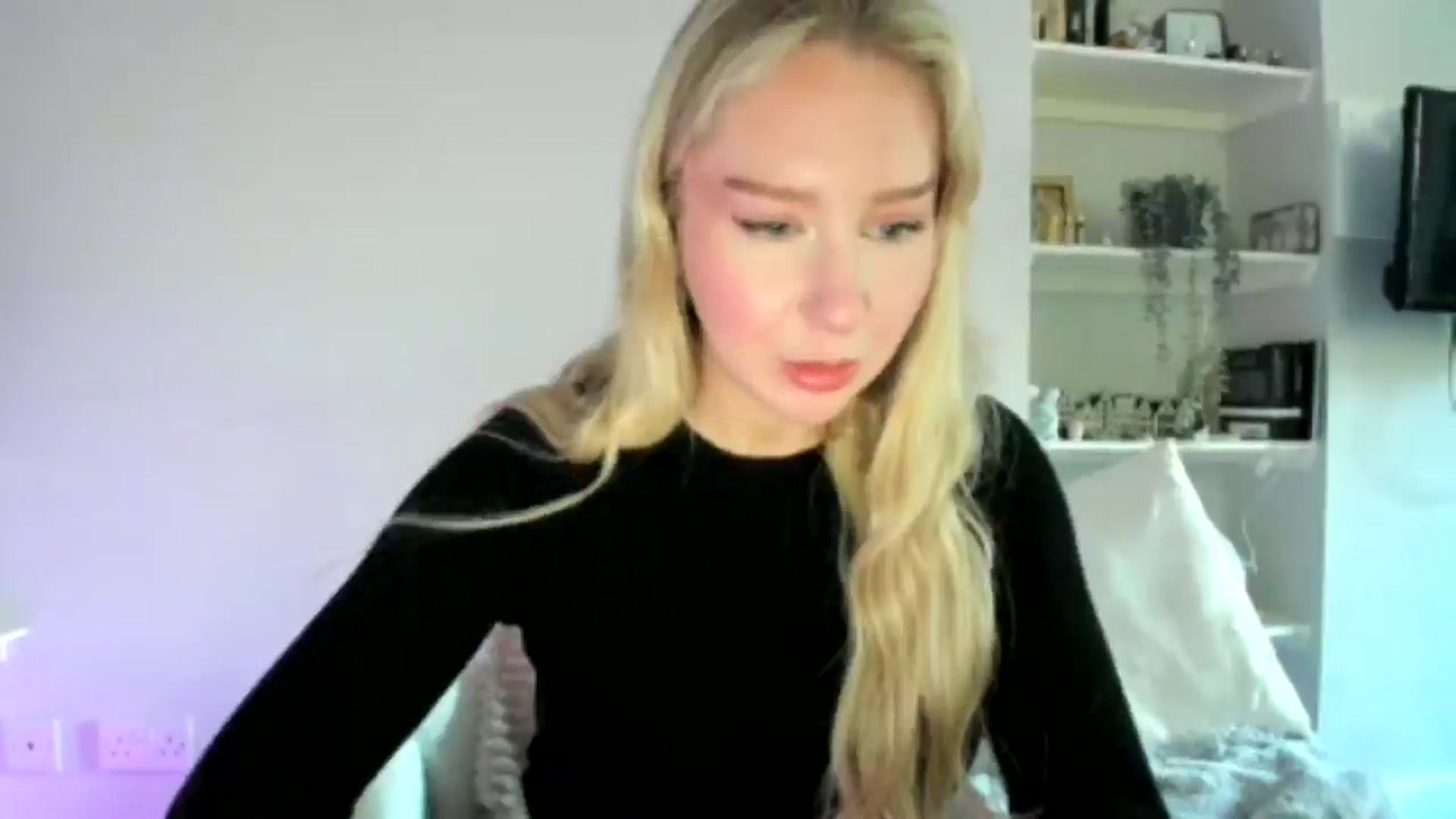 Gallery image thumbnail from British_Cutie's myfreecams stream on, 04/25/2026, 20:18 image 2 of 20