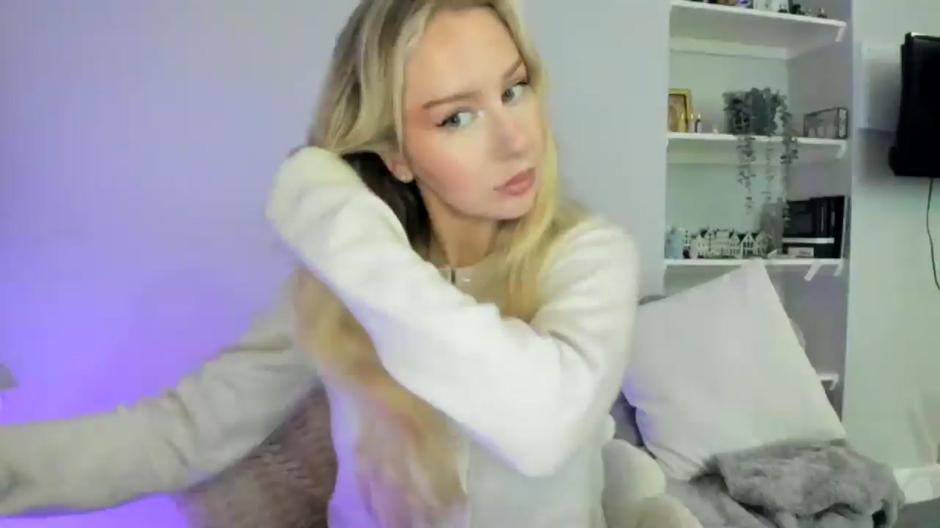 Gallery image thumbnail from British_Cutie's myfreecams stream on, 04/25/2026, 21:29 image 1 of 20