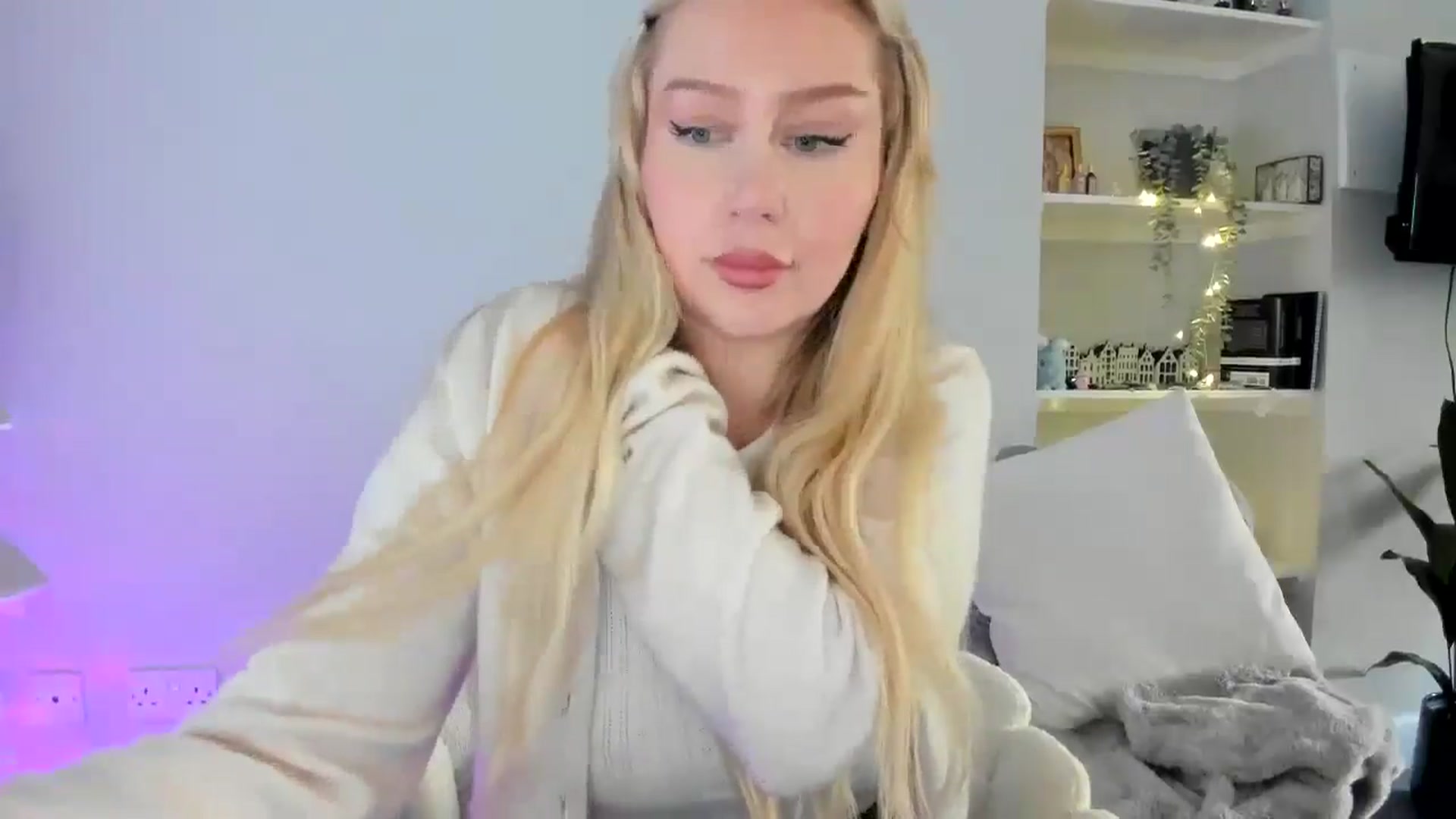 Gallery image thumbnail from British_Cutie's myfreecams stream on, 04/26/2026, 16:33 image 9 of 20