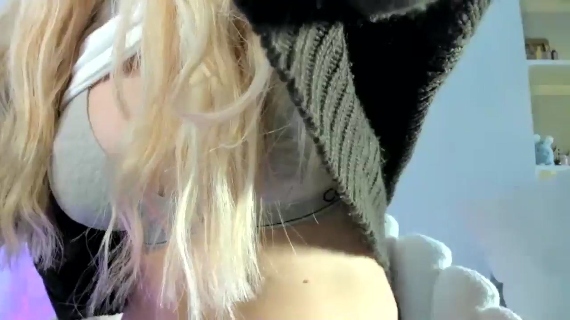 Gallery image thumbnail from British_Cutie's myfreecams stream on, 04/27/2026, 12:59 image 8 of 20
