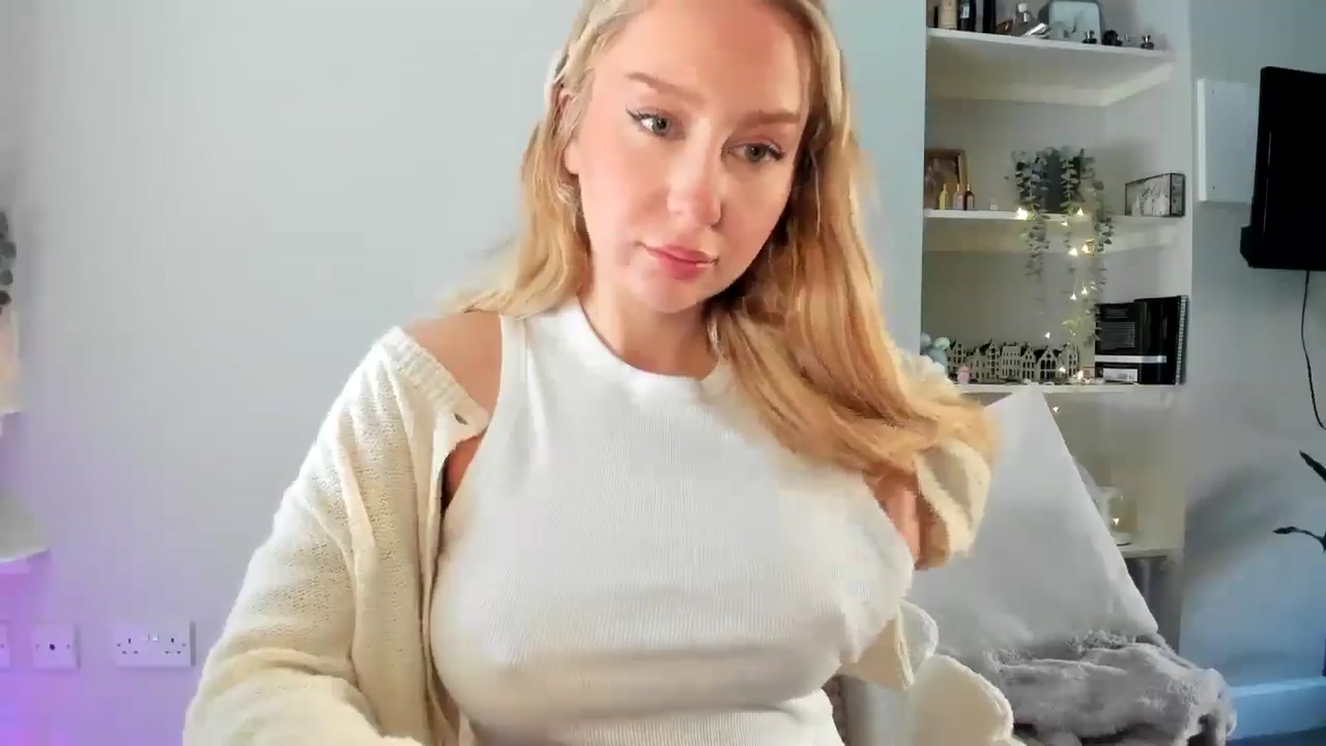 Gallery image thumbnail from British_Cutie's myfreecams stream on, 04/27/2026, 14:02 image 20 of 20
