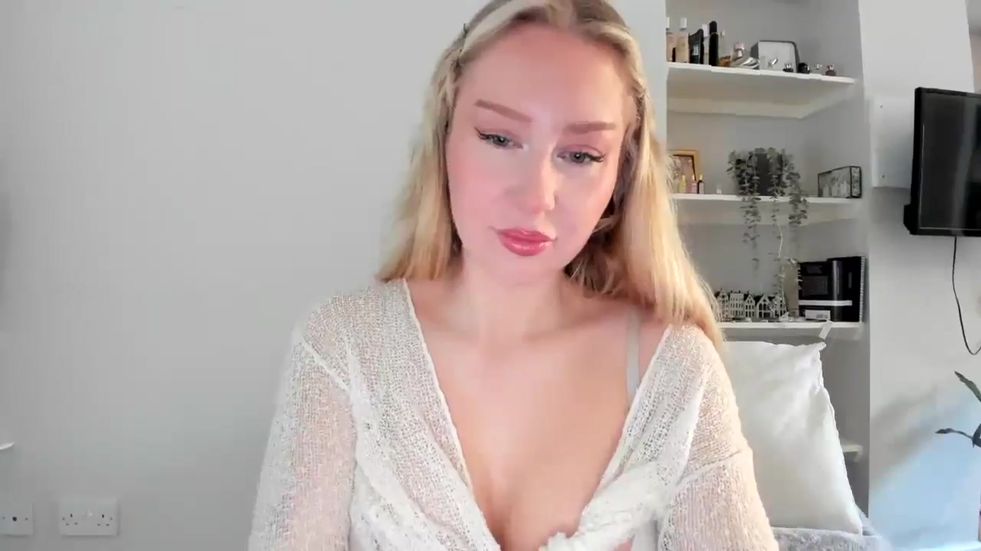 Gallery image thumbnail from British_Cutie's myfreecams stream on, 04/28/2026, 12:16 image 5 of 20
