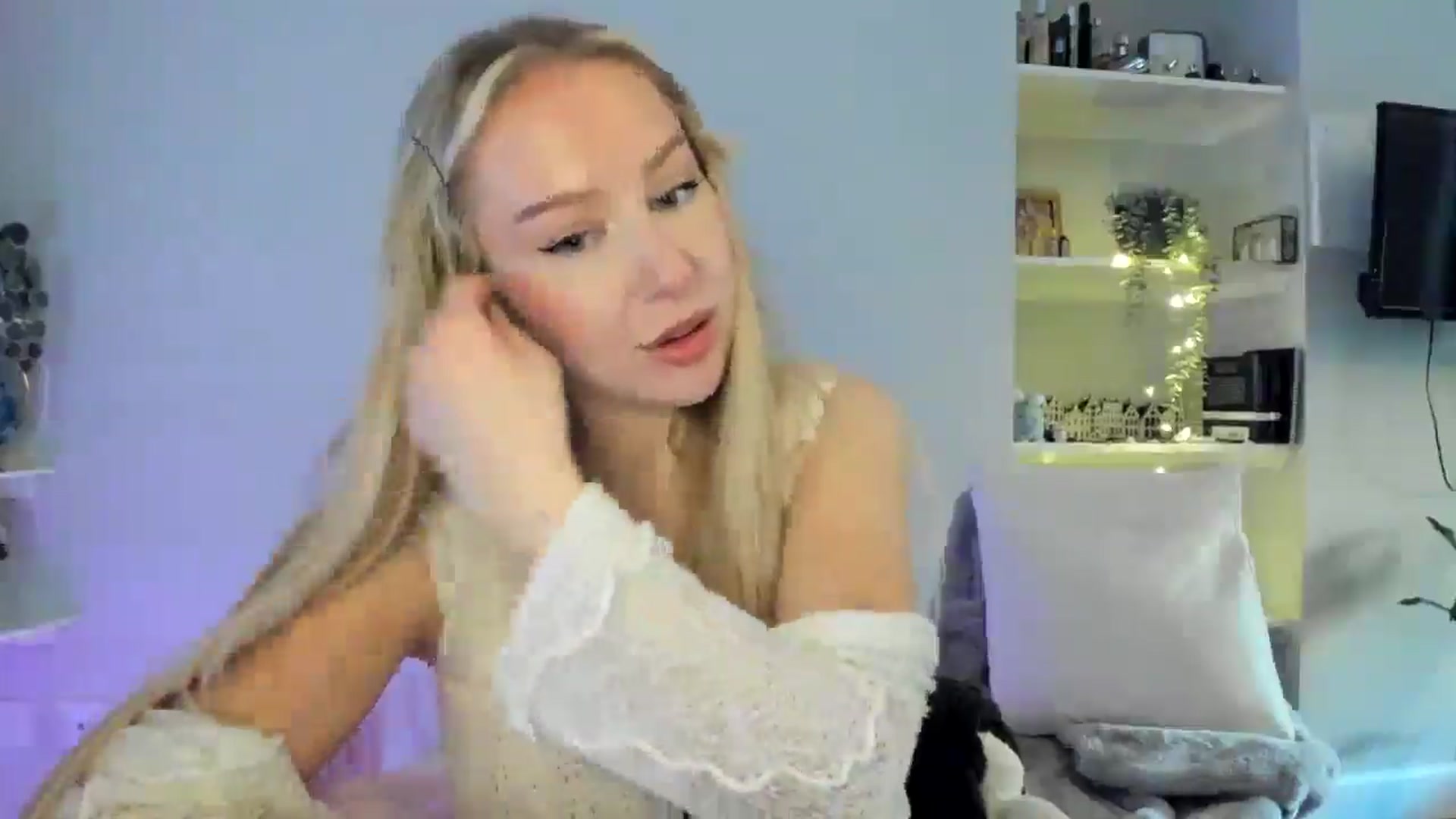 Gallery image thumbnail from British_Cutie's myfreecams stream on, 04/28/2026, 18:14 image 16 of 20