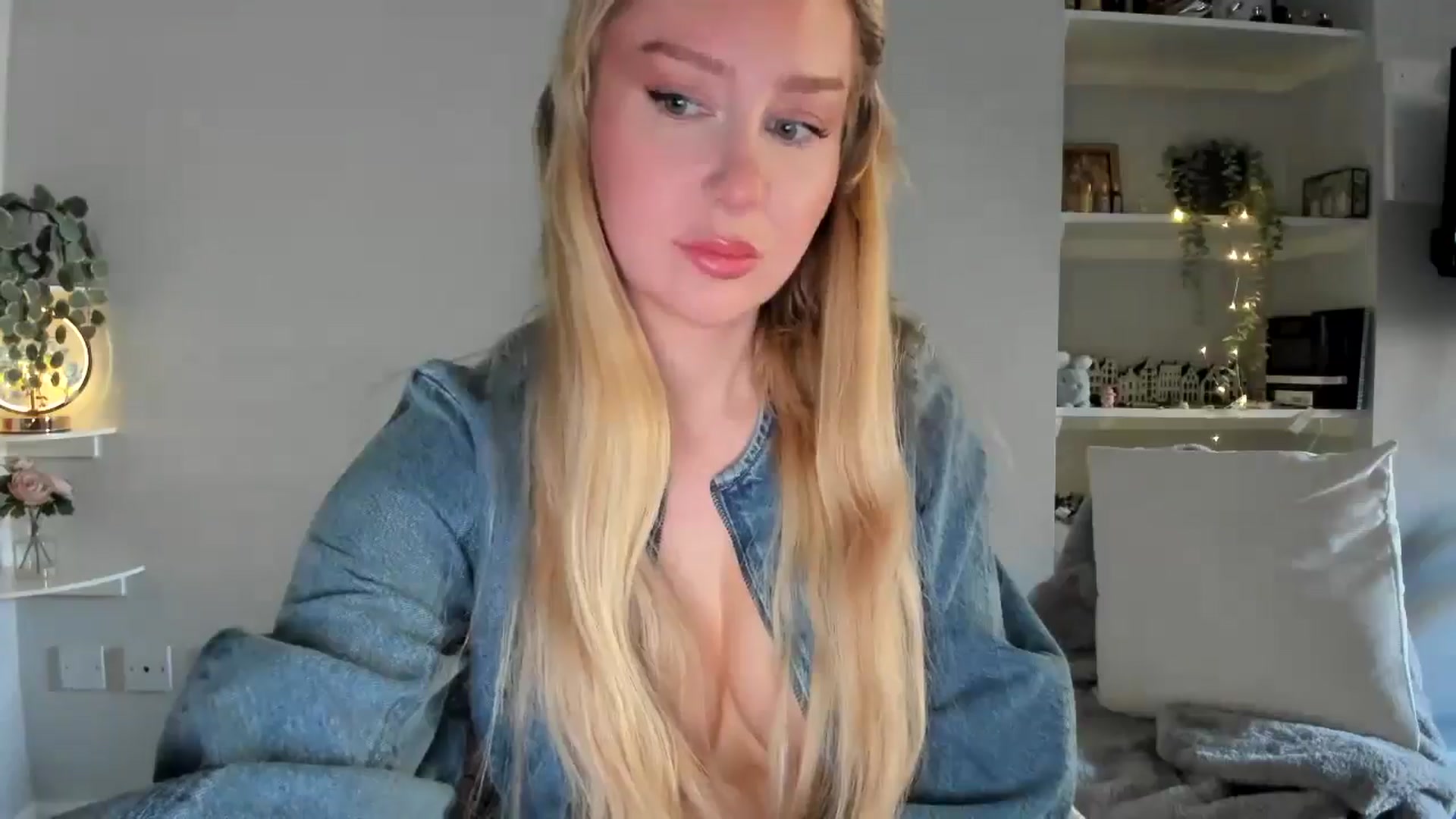 Gallery image thumbnail from British_Cutie's myfreecams stream on, 04/29/2026, 17:13 image 10 of 20