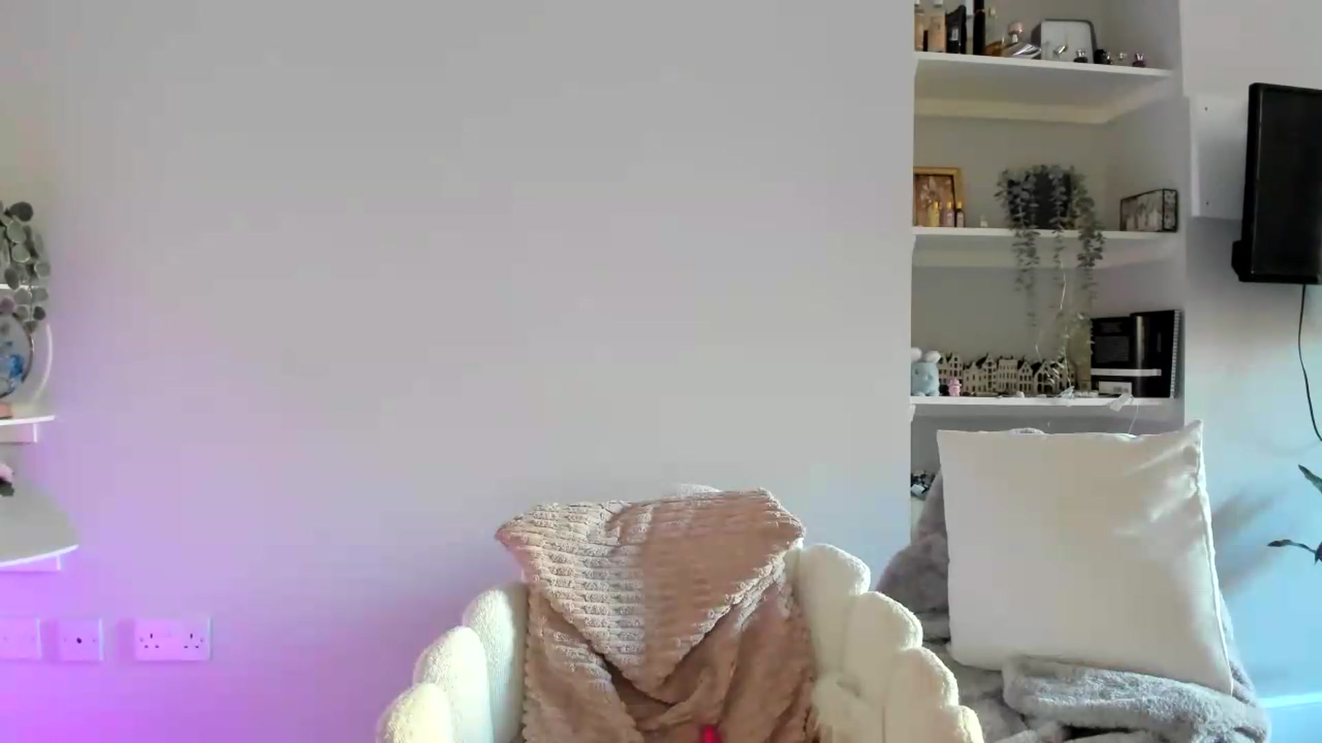 Gallery image thumbnail from British_Cutie's myfreecams stream on, 04/30/2026, 10:44 image 20 of 20