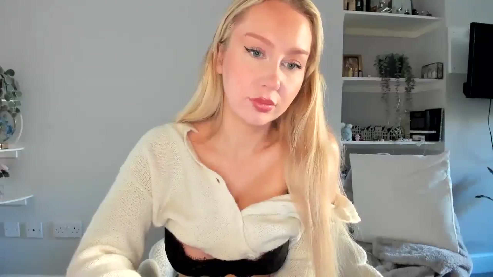 Gallery image thumbnail from British_Cutie's myfreecams stream on, 04/30/2026, 13:44 image 2 of 20