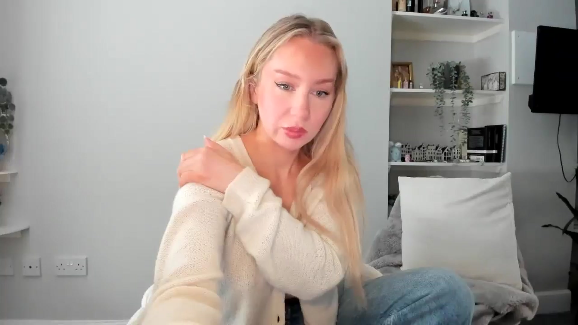 Gallery image thumbnail from British_Cutie's myfreecams stream on, 04/30/2026, 14:47 image 7 of 20