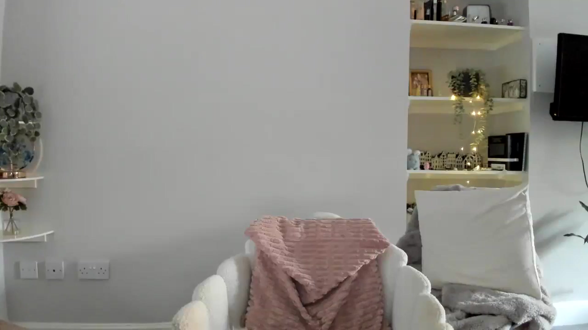 Gallery image thumbnail from British_Cutie's myfreecams stream on, 05/01/2026, 14:23 image 7 of 20
